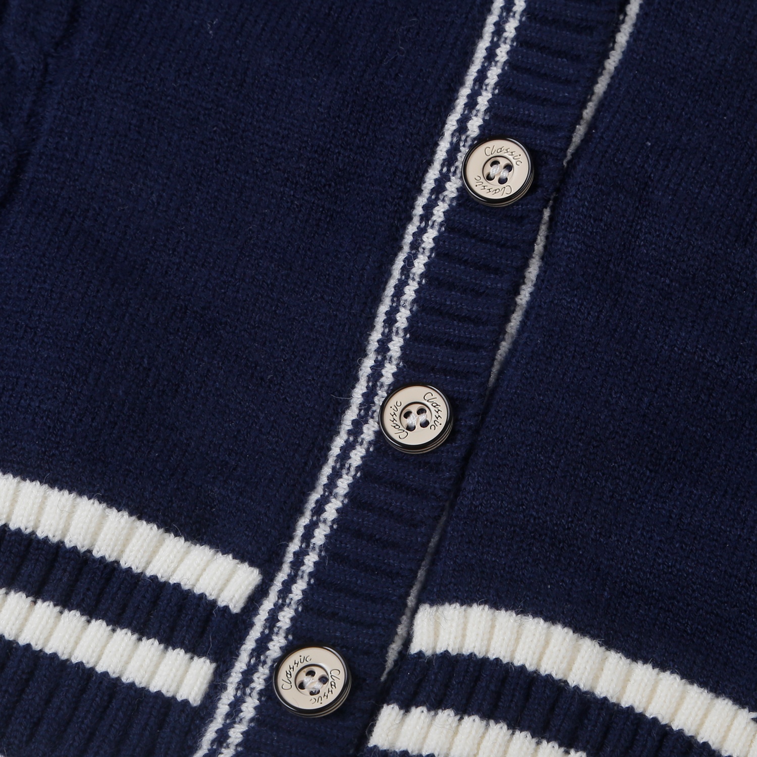 Áo len Mamago basic gắn gấu 25M-A03 (Tím)