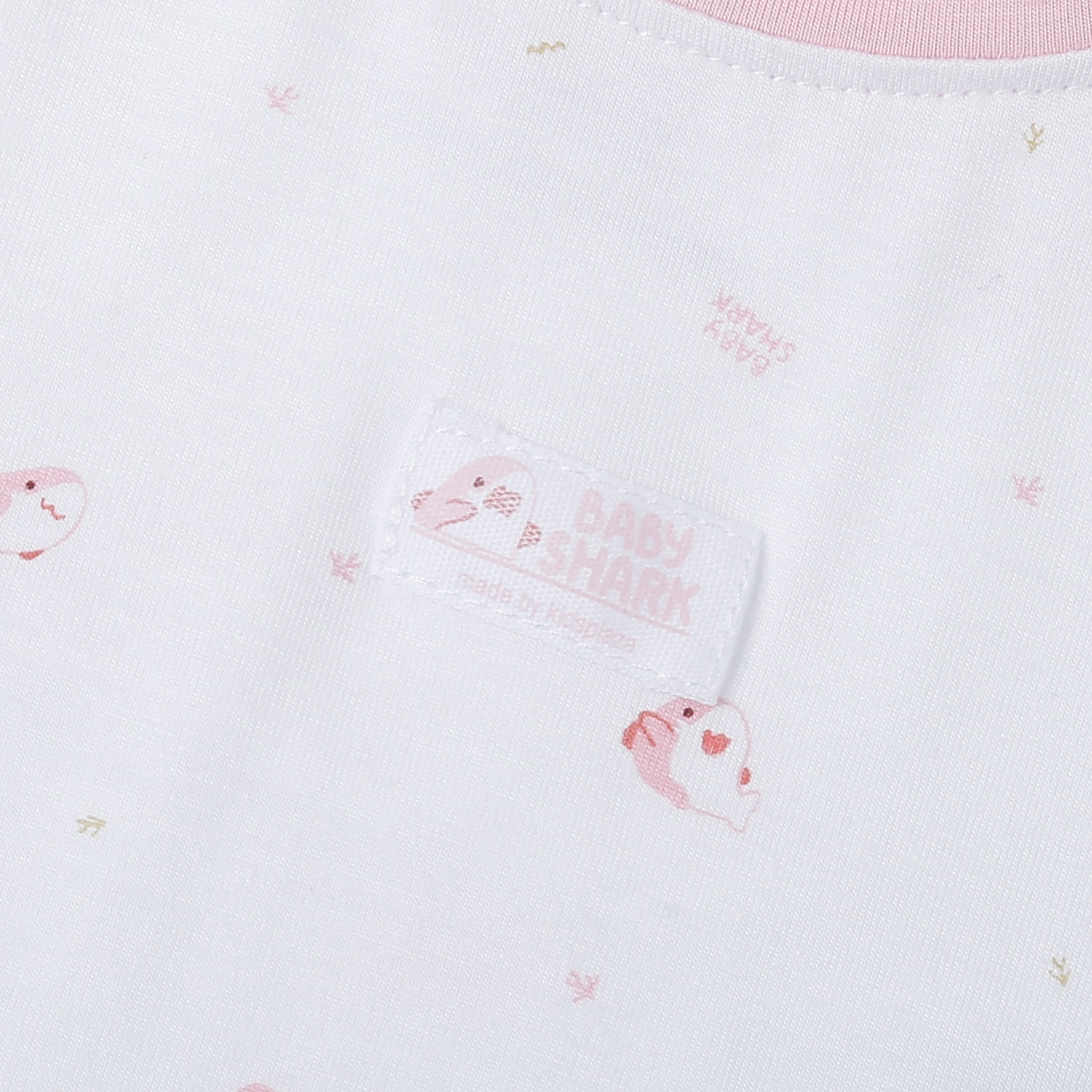 Bộ quần áo ba lỗ KidsPlaza in cá TT25H (Trắng)