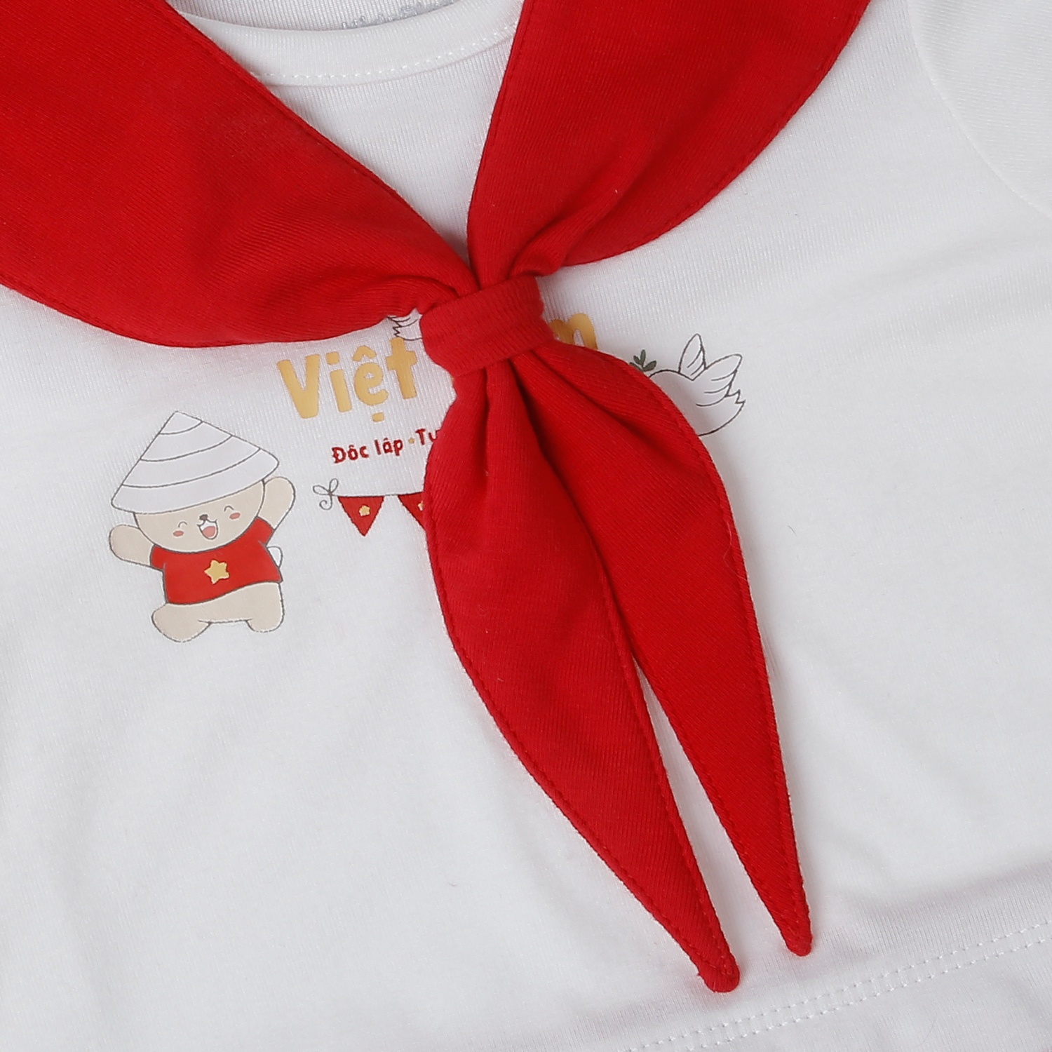 Bộ body KidsPlaza Otis có yếm in Việt Nam ND25 (Đỏ)