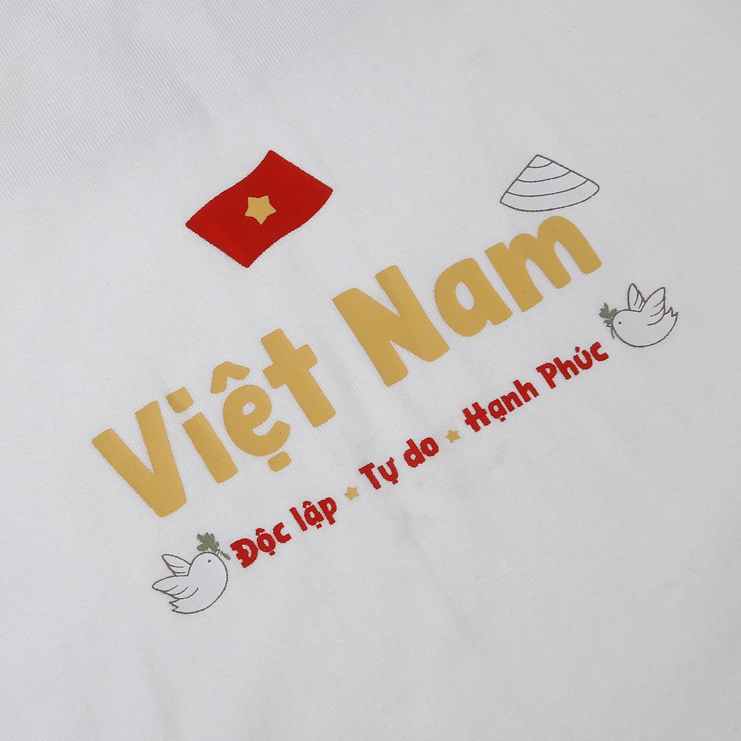 Bộ cộc KidsPlaza Otis có yếm in Việt Nam ND25 (Đỏ)