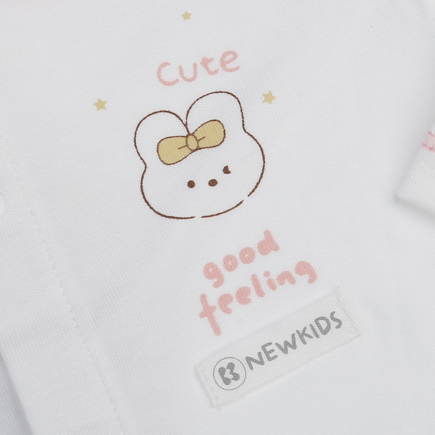 Bộ dài cài giữa KidsPlaza Otis in thỏ ND25T (Trắng hồng)