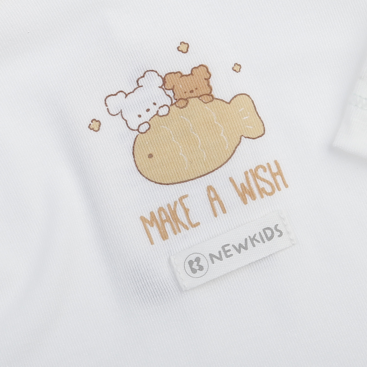 Bộ dài cài lệch KidsPlaza Otis in cá ND25T (Trắng xanh) 