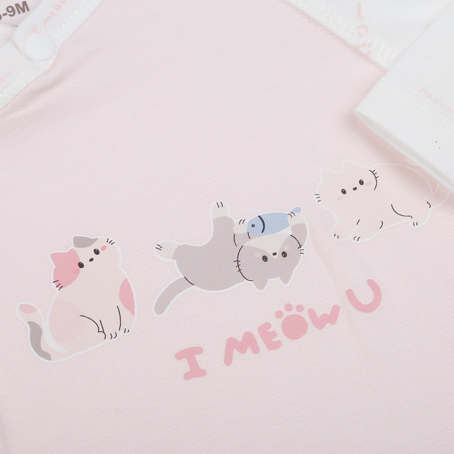 Bộ quần áo dài tay cài lệch KidsPlaza in mèo M26H (Trắng hồng) hình 3