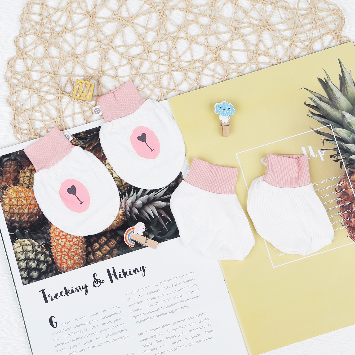 Set bao tay chân kẻ tăm KidsPlaza ND22T (Trắng Hồng) hình 1