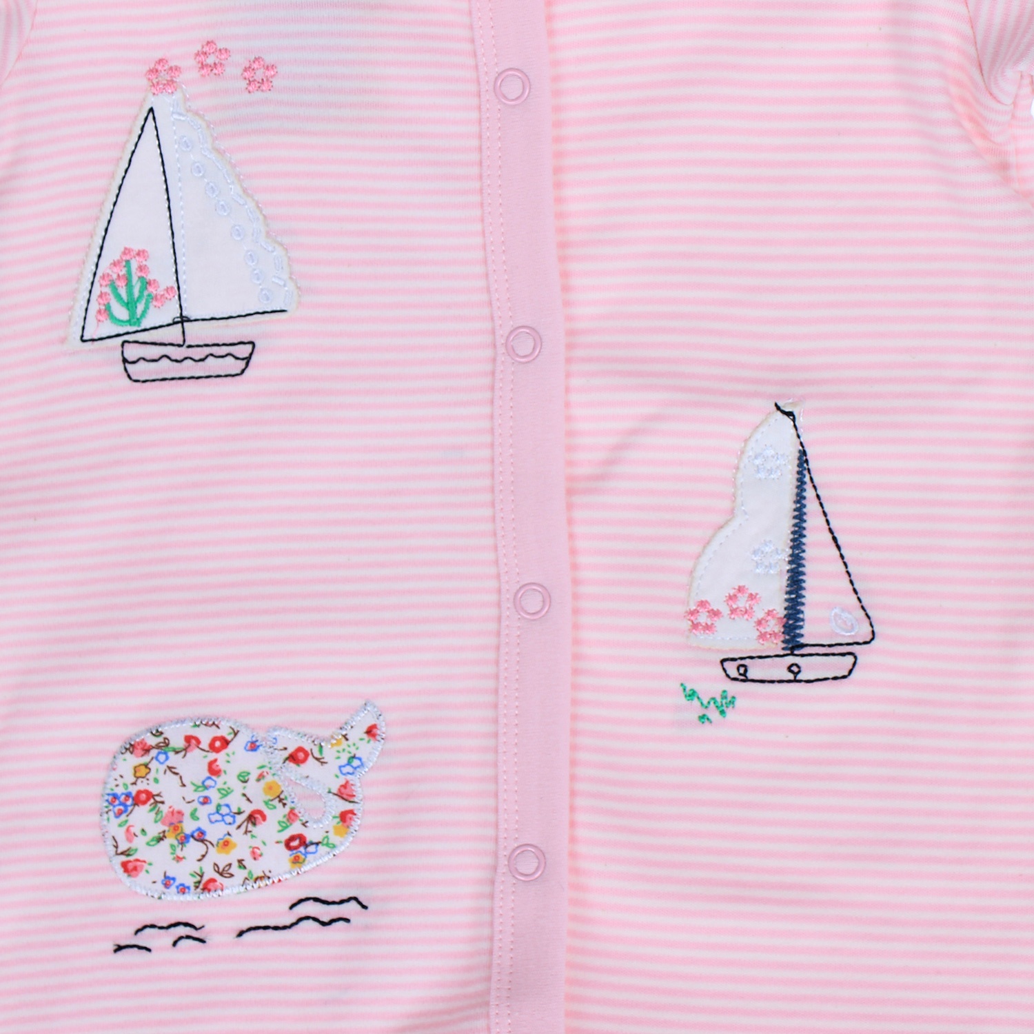 Bộ body bé gái kẻ hồng in hình thuyền hình 4