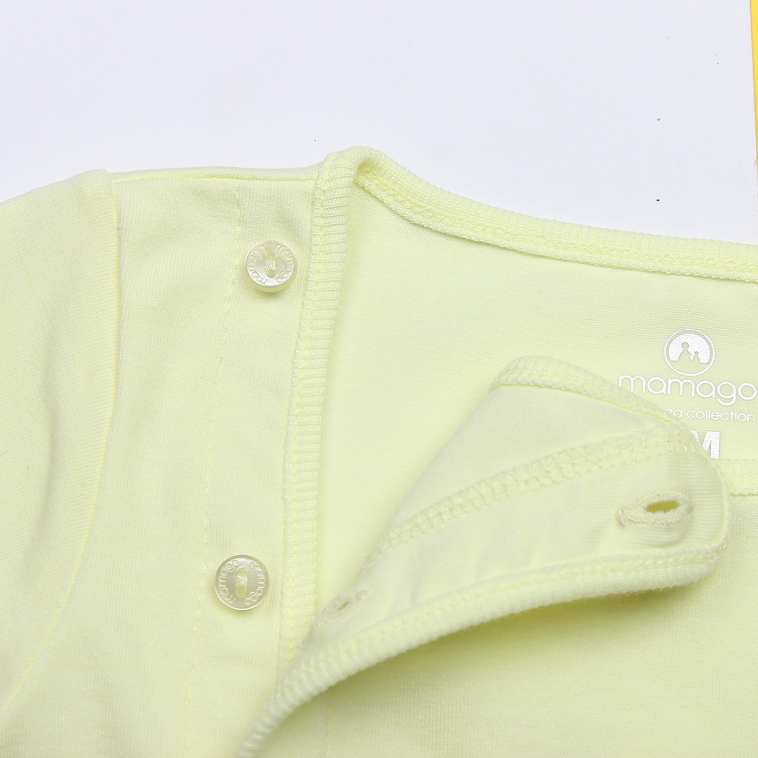 Áo sơ sinh cài lệch tay dài Mamago vera K19 (Vàng) cúc cài tiện lợi Áo sơ sinh cài lệch tay dài Mamago vera K19 (Vàng) hình 2