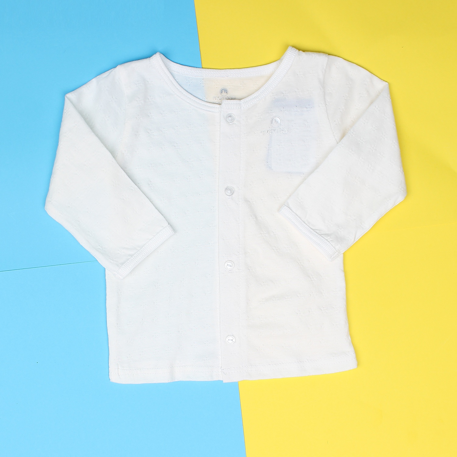 Áo sơ sinh cho bé cài giữa tay dài Mamago Vivian K19 (Trắng) hình 1