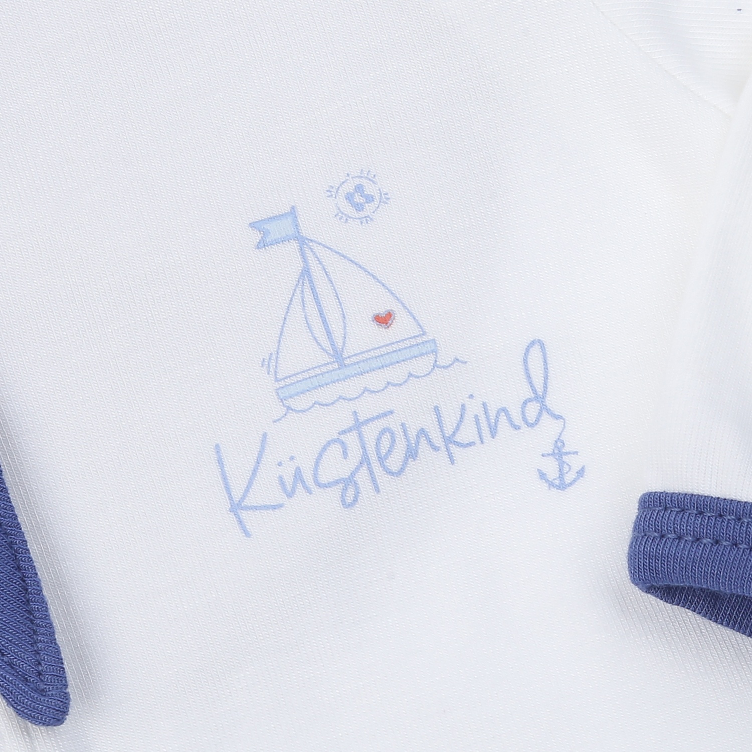 Bộ quần áo dài bé trai cổ yếm KidsPlaza Otis ND25H (Trắng) hình 4