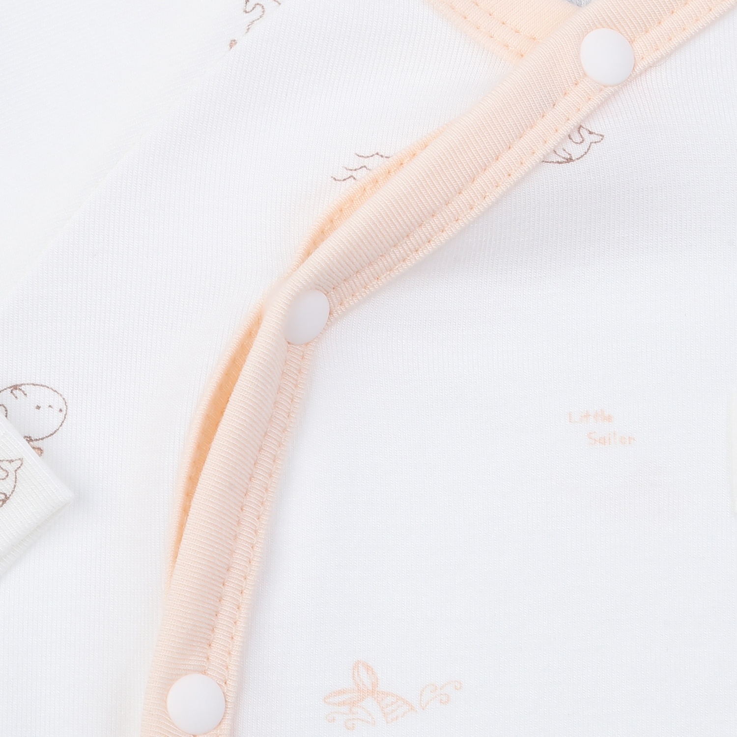 Bộ sơ sinh cài chéo dài tay bé gái Otis KidsPlaza ND25H (Trắng) hình 2