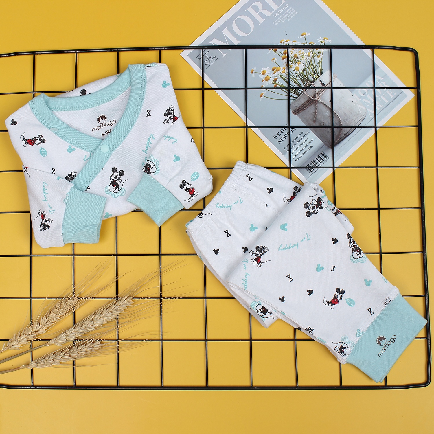 Bộ sơ sinh cho bé cài lệch Mamago in hình chuột Mickey (Xanh) hình 3
