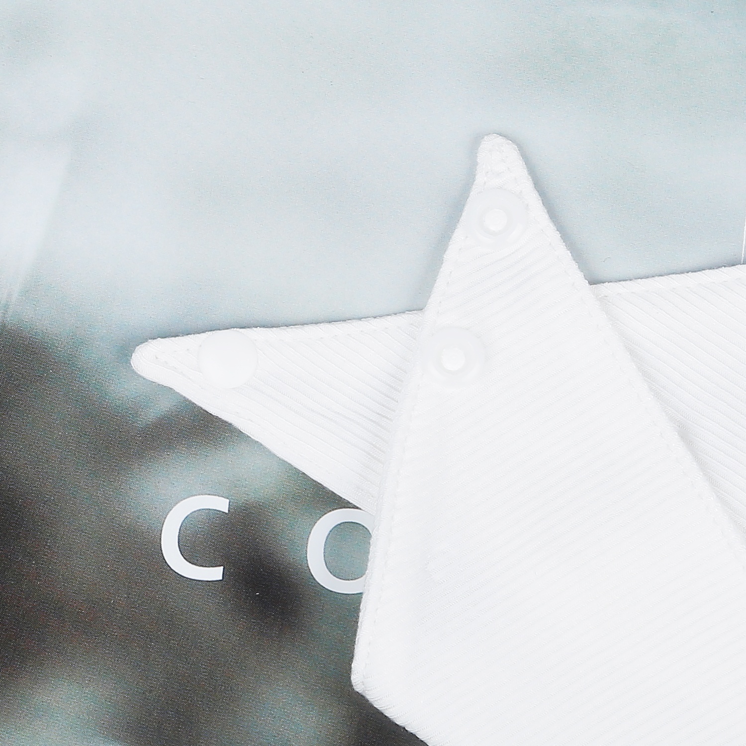 Set 2 yếm kẻ tăm KidsPlaza hình cún ND22T (Trắng be sáng) hình 3