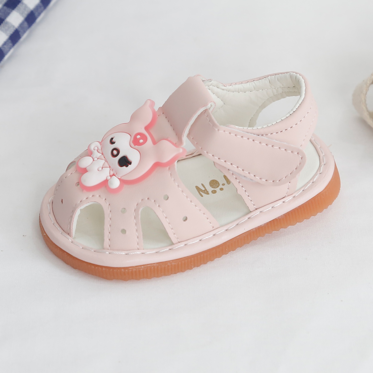 Dép Sandal tập đi họa tiết kuromi AC24H (Hồng) hình 2