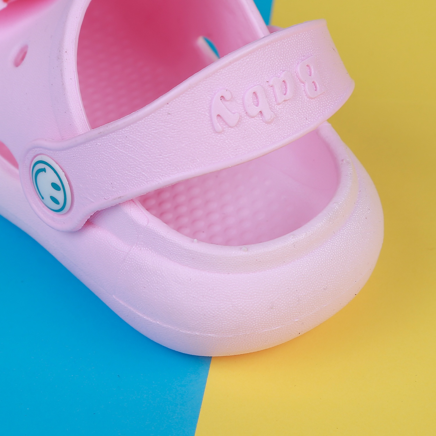 Dép sục KidsPlaza ST-702 hình chú gà (Hồng) cho bé hình 5