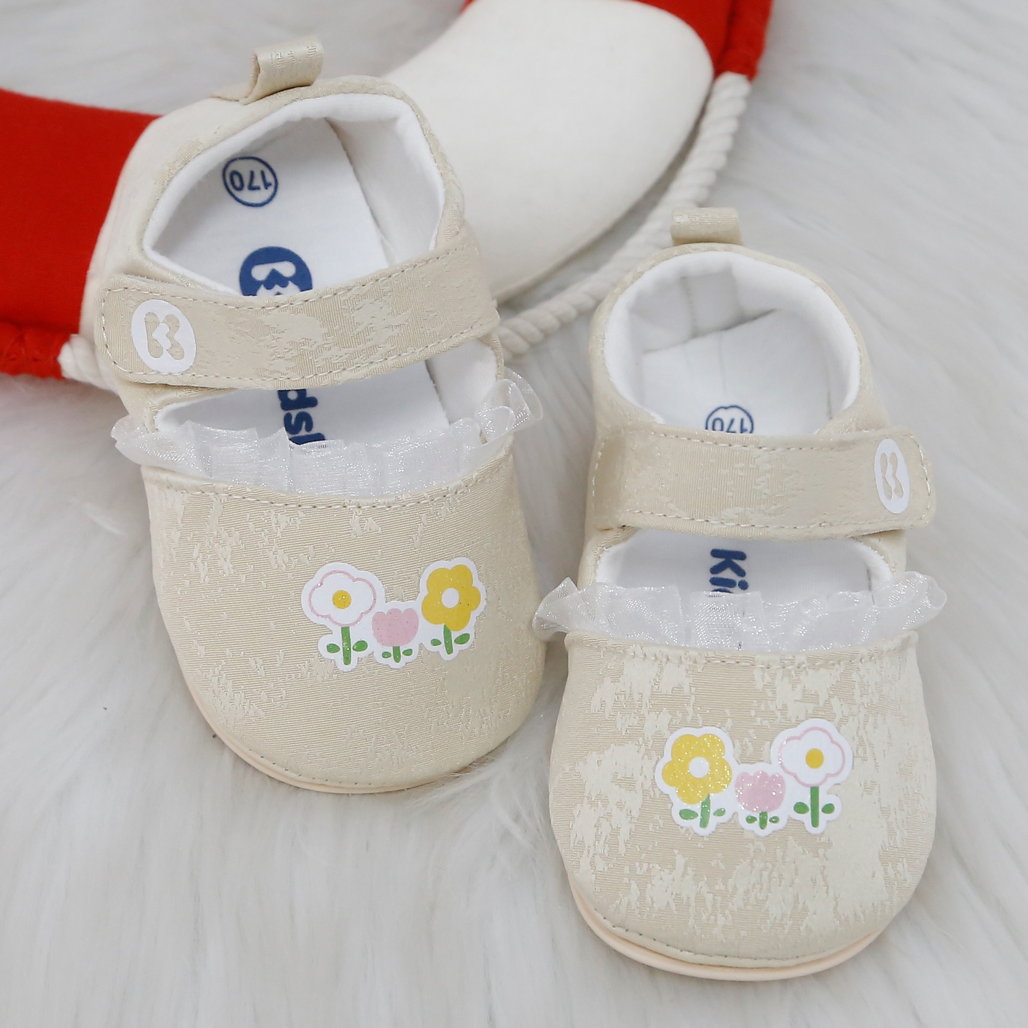 Giày tập đi bé gái KidsPlaza hoa ren 25K-SH07 (Be)  hình 1