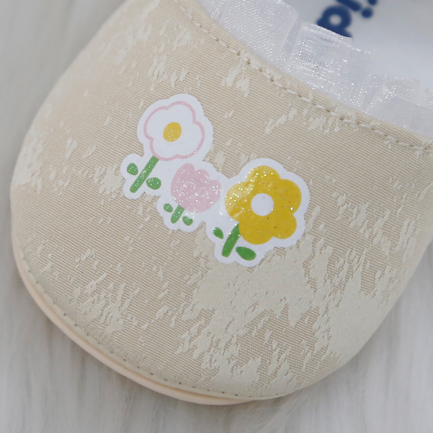 Giày tập đi bé gái KidsPlaza hoa ren 25K-SH07 (Be) 