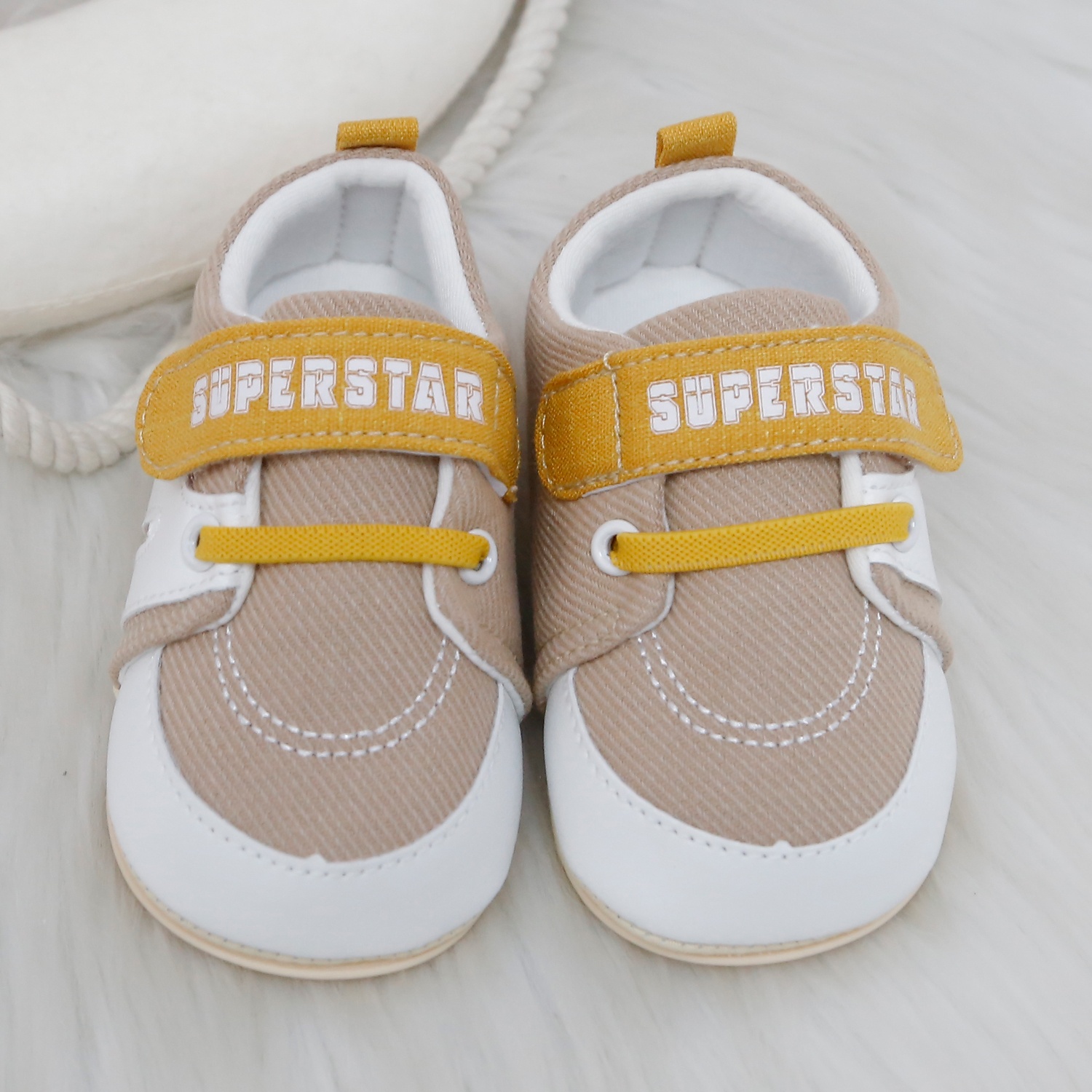 Giày tập đi bé trai KidsPlaza SUPERSTAR 25K-SH01 (Be)