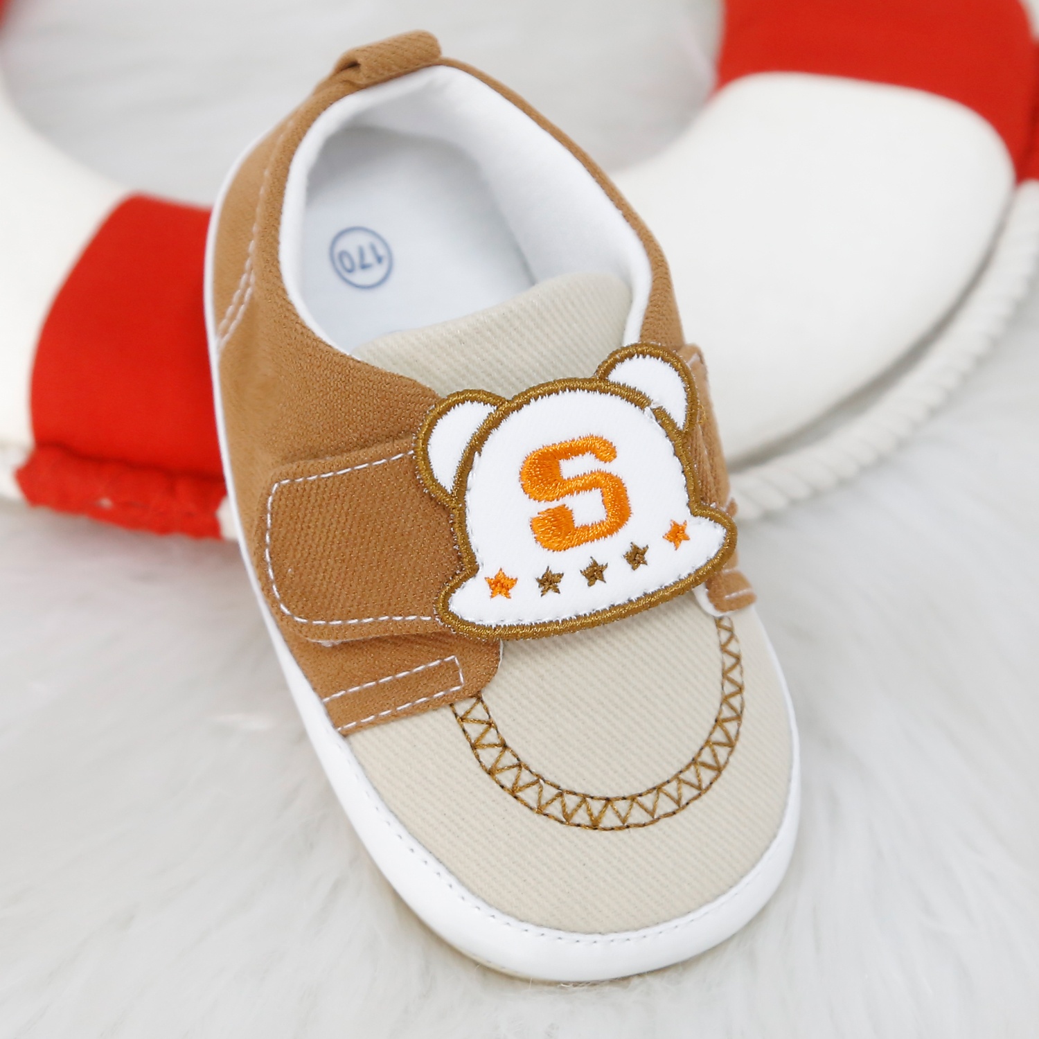 Giày tập đi cho bé KidsPlaza mũ S 25K-SH04 (Nâu be)  hình 2