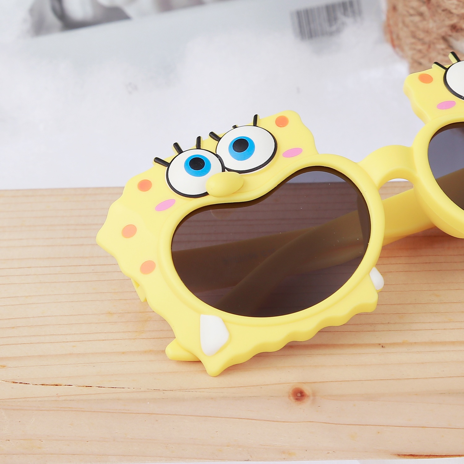 Kính thời trang gọng dẻo KidsPlaza 2023 22096 C10 (Vàng) hình 2