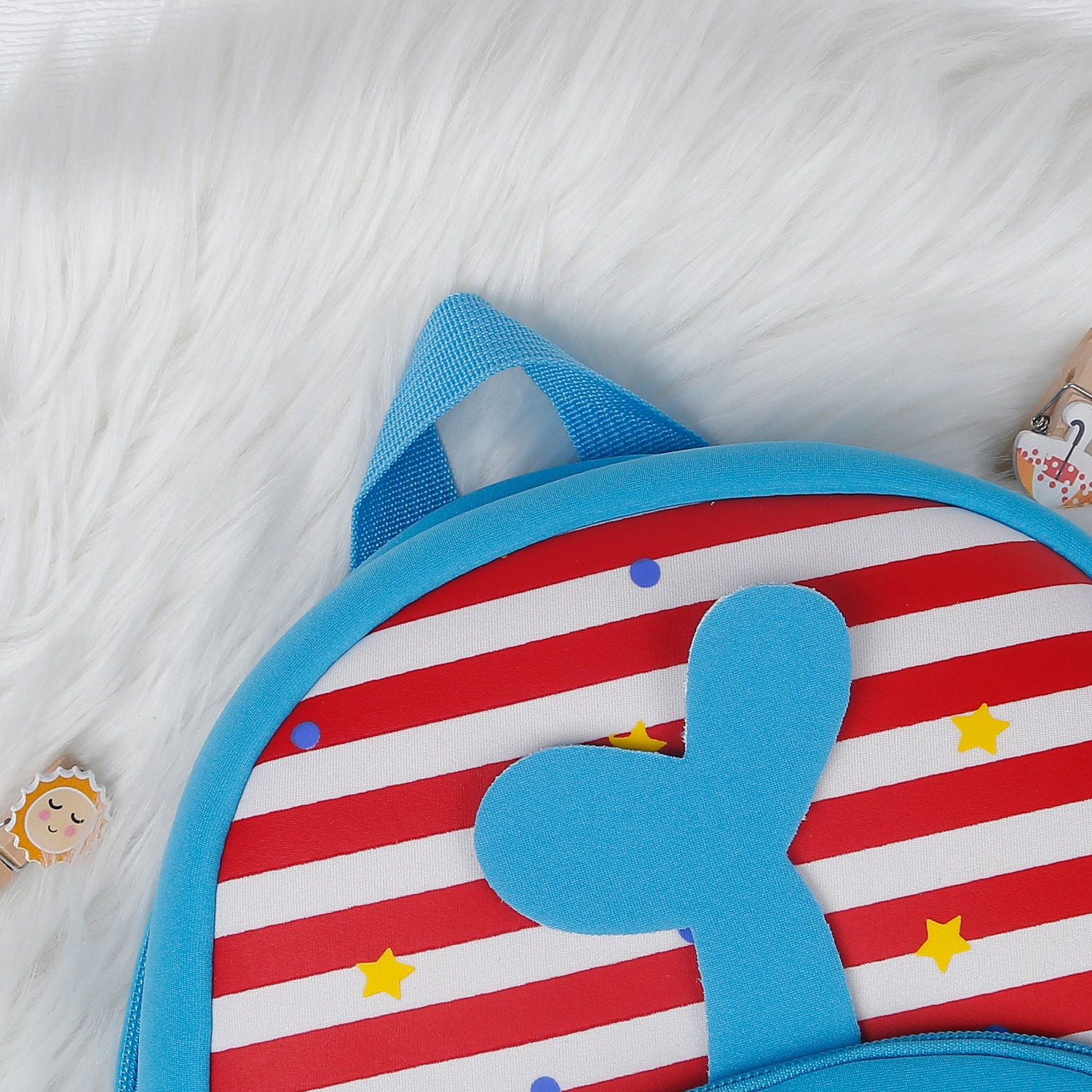 Balo cho bé hình cá heo Tochang AC22 (Xanh) hình 2