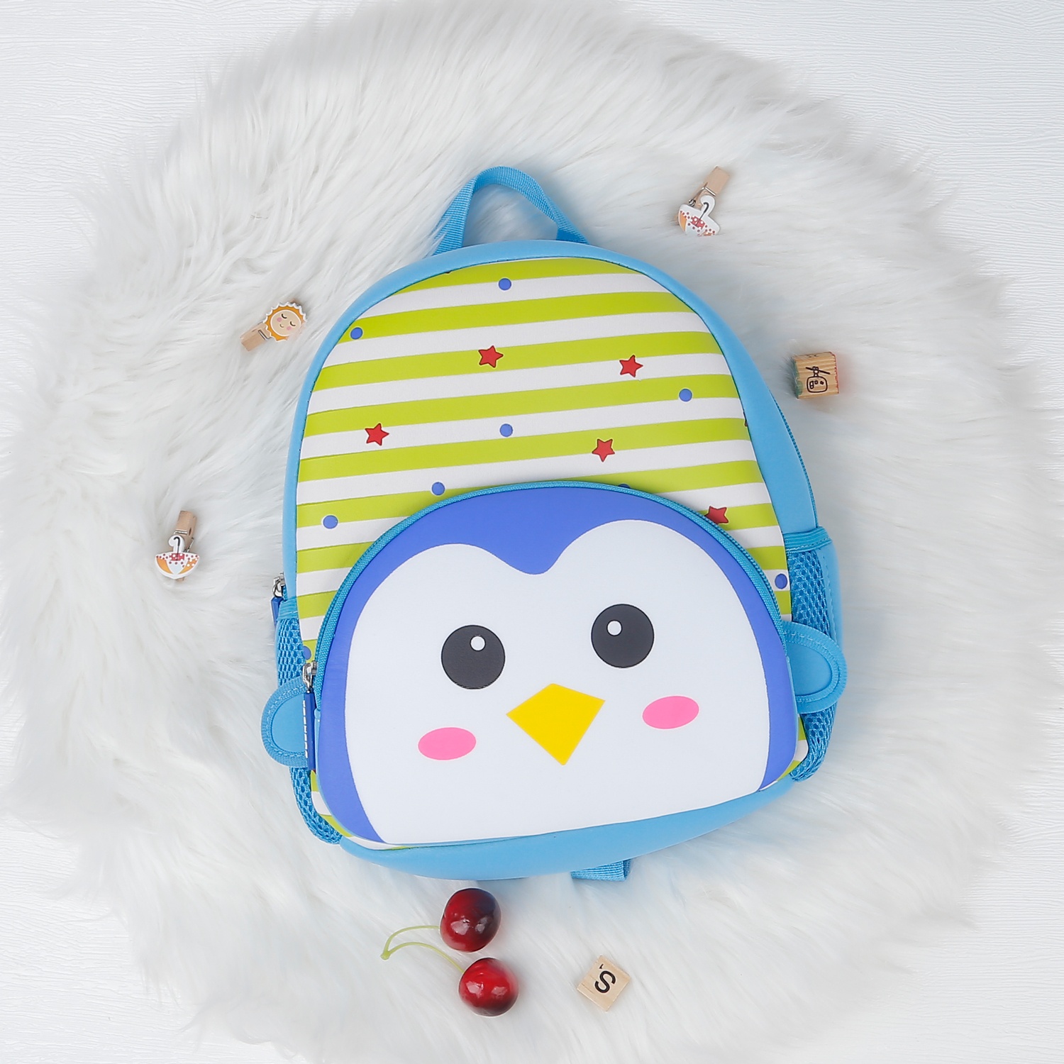 Balo cho bé Tochang chim cánh cụt AC22 (Xanh) hình 1