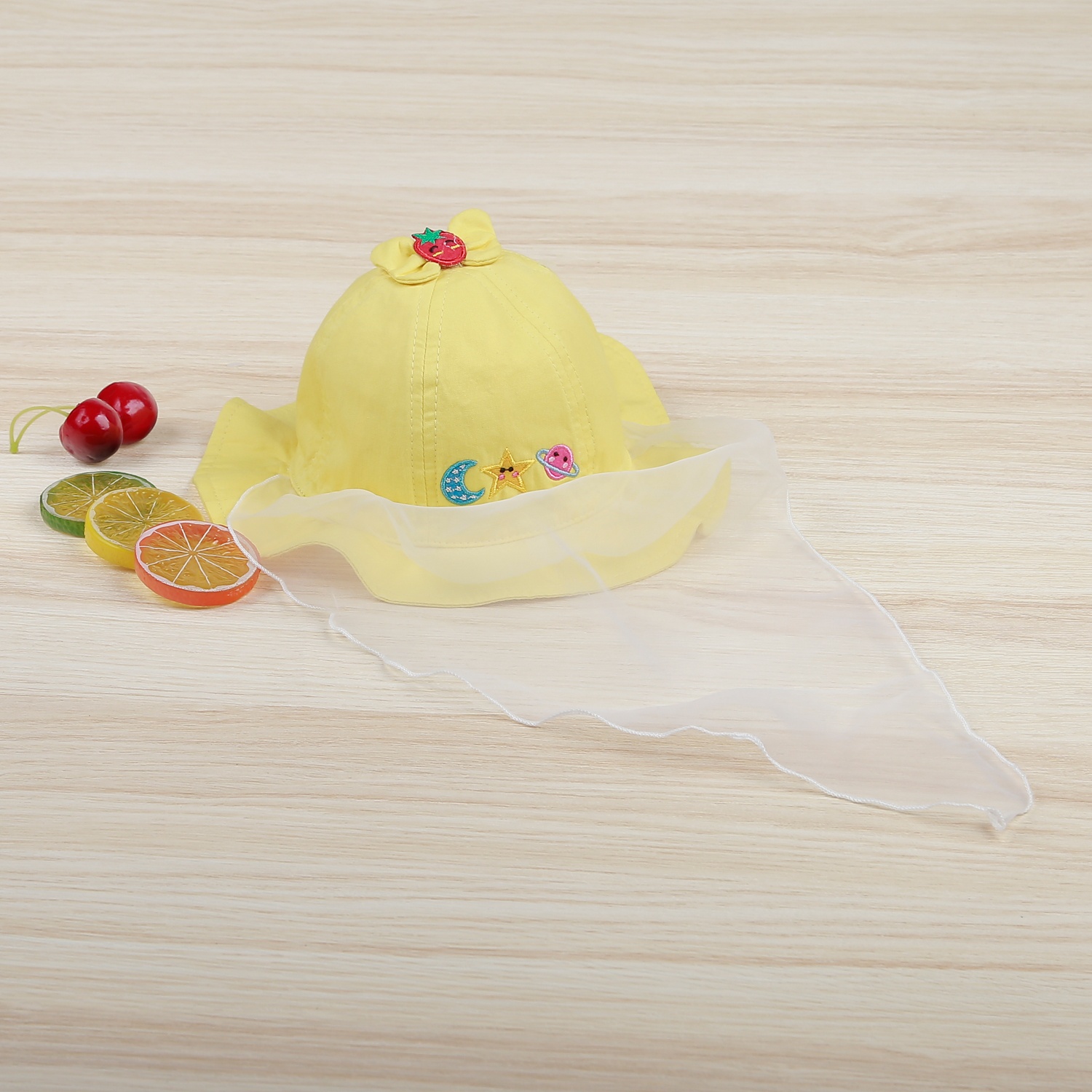 Mũ vành tròn bé gái KidsPlaza phủ voan gắn nơ DN22H (Vàng) hình 1