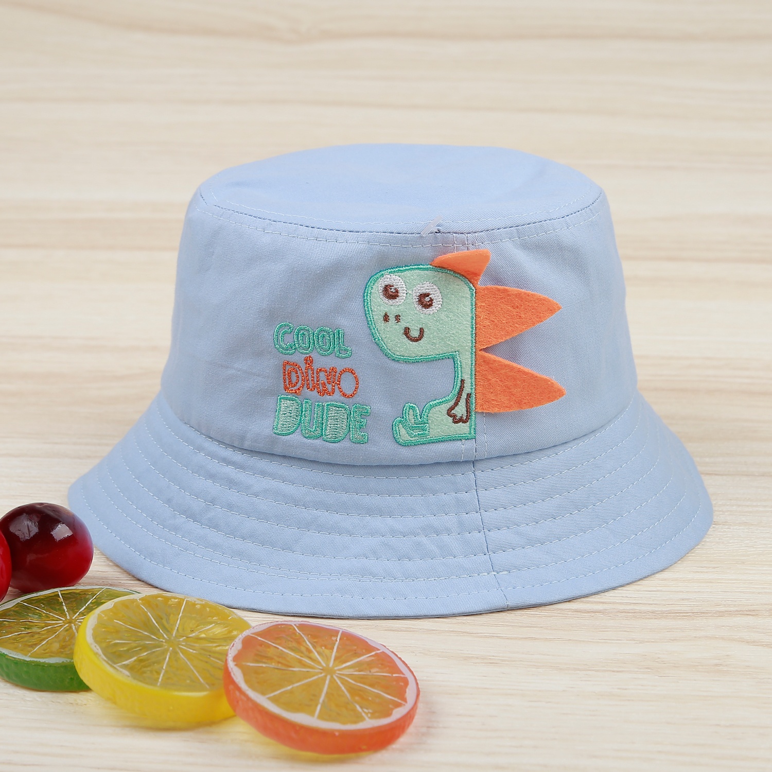 Mũ vành bé trai Kidsplaza thêu khủng long DN22H (Xanh) hình 1
