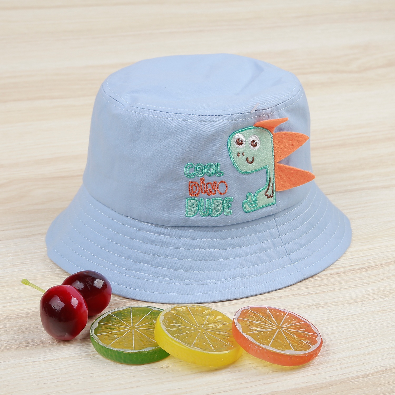 Mũ vành bé trai Kidsplaza thêu khủng long DN22H (Xanh) hình 3