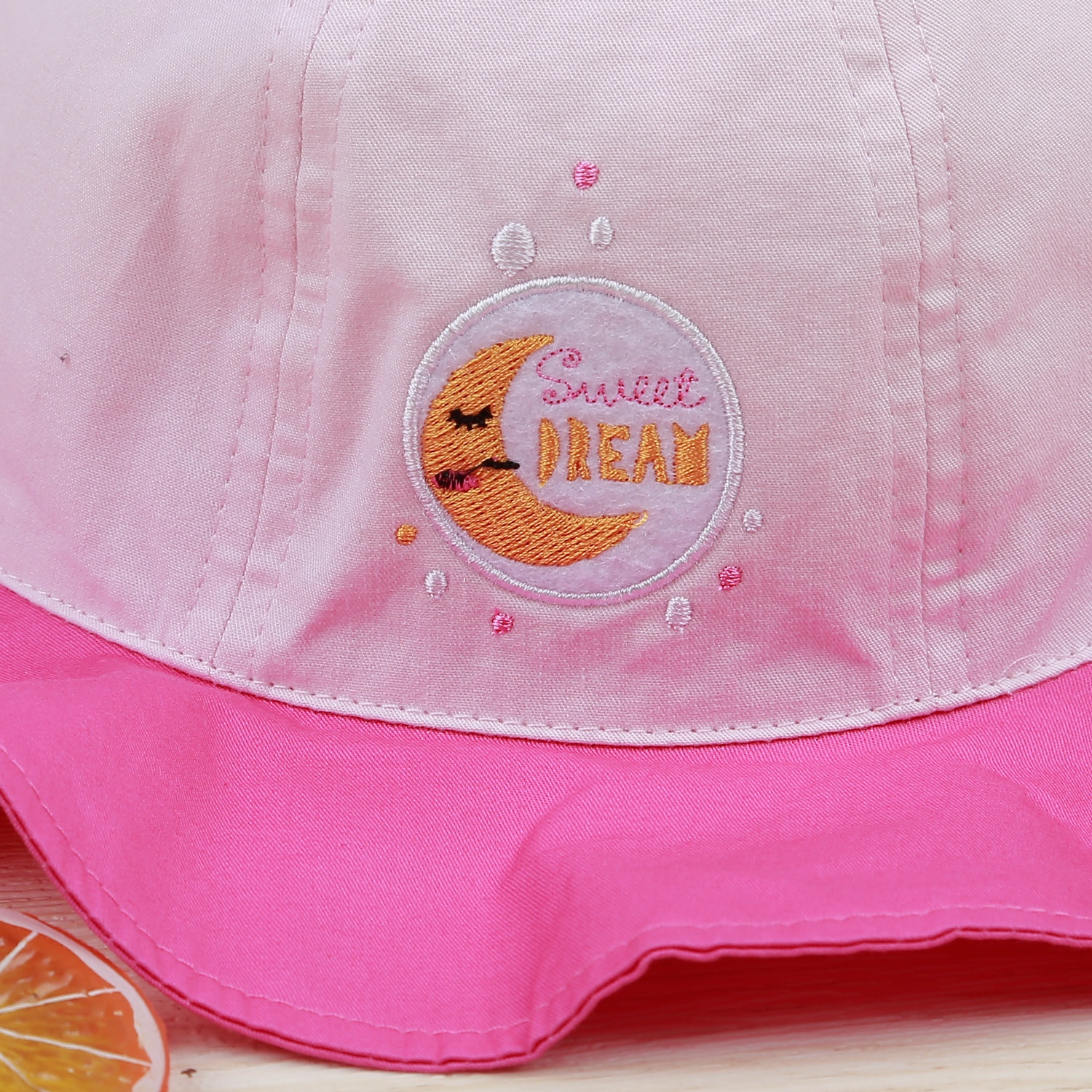 Mũ vành bé gái Kids Plaza thêu trăng DN22H (Hồng)  hình 3