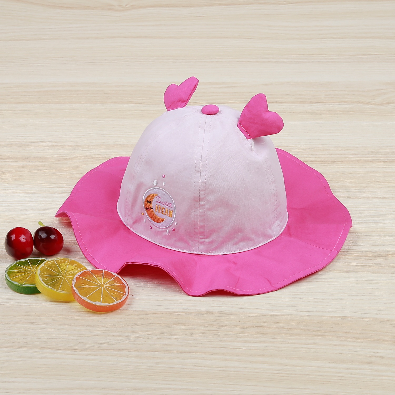 Mũ vành bé gái Kids Plaza thêu trăng DN22H (Hồng)  hình 4