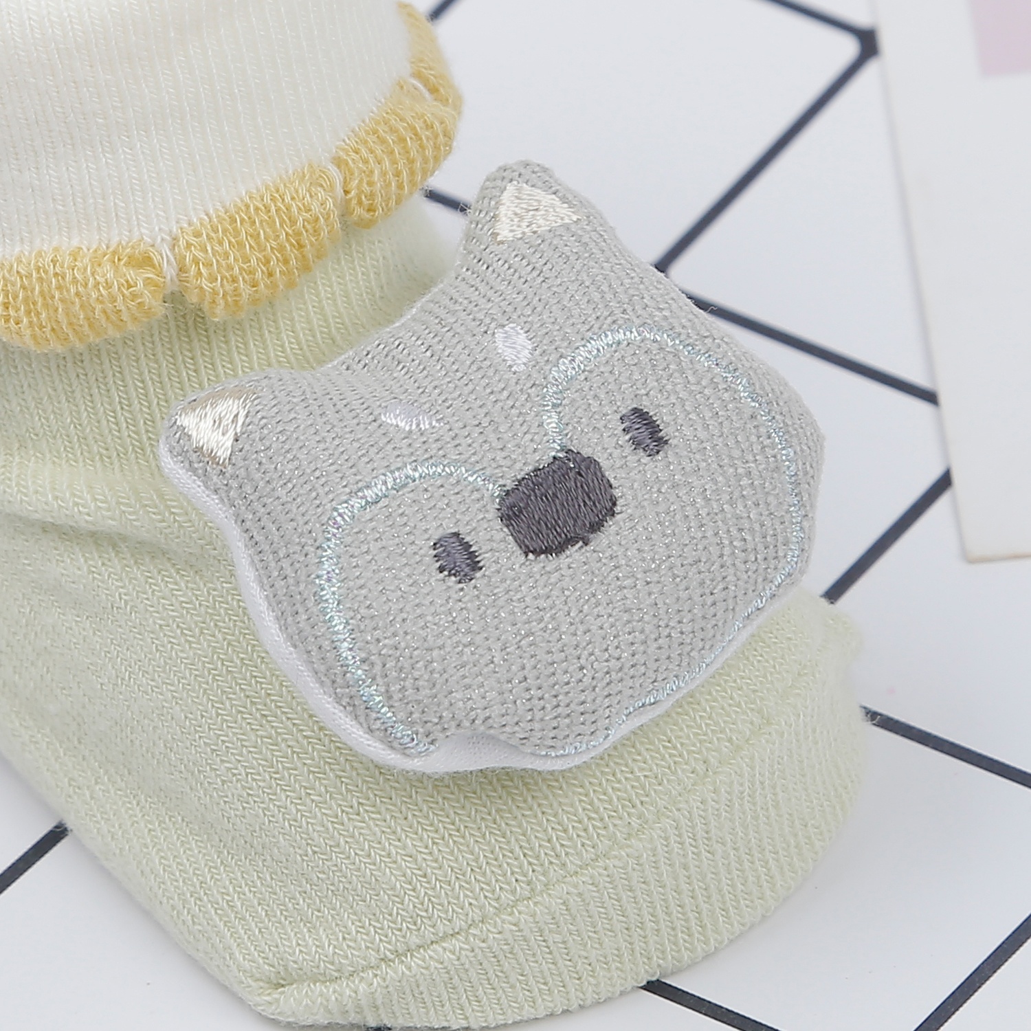 Set 2 tất bé trai in hình dễ thương AC22 hình 4