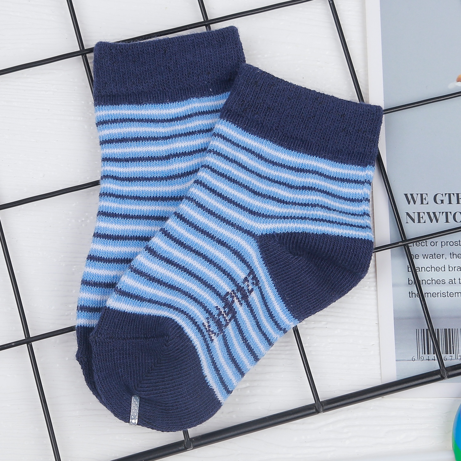 Set 3 tất bé trai kẻ in KidsPlaza K11 DK22 hình 2