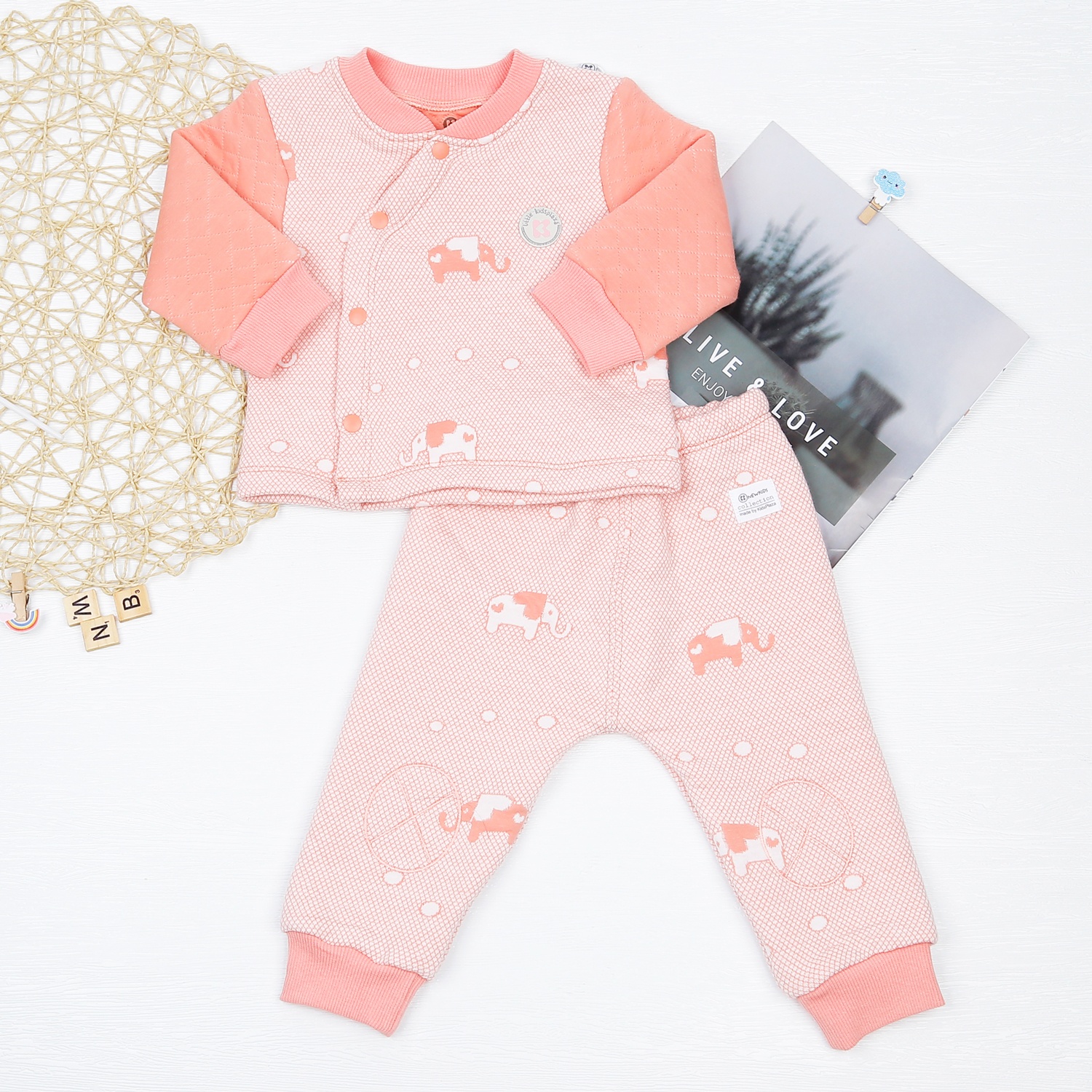 Bộ quần áo bông bé gái cài chéo KidsPlaza in voi hồng HN22D hình 1