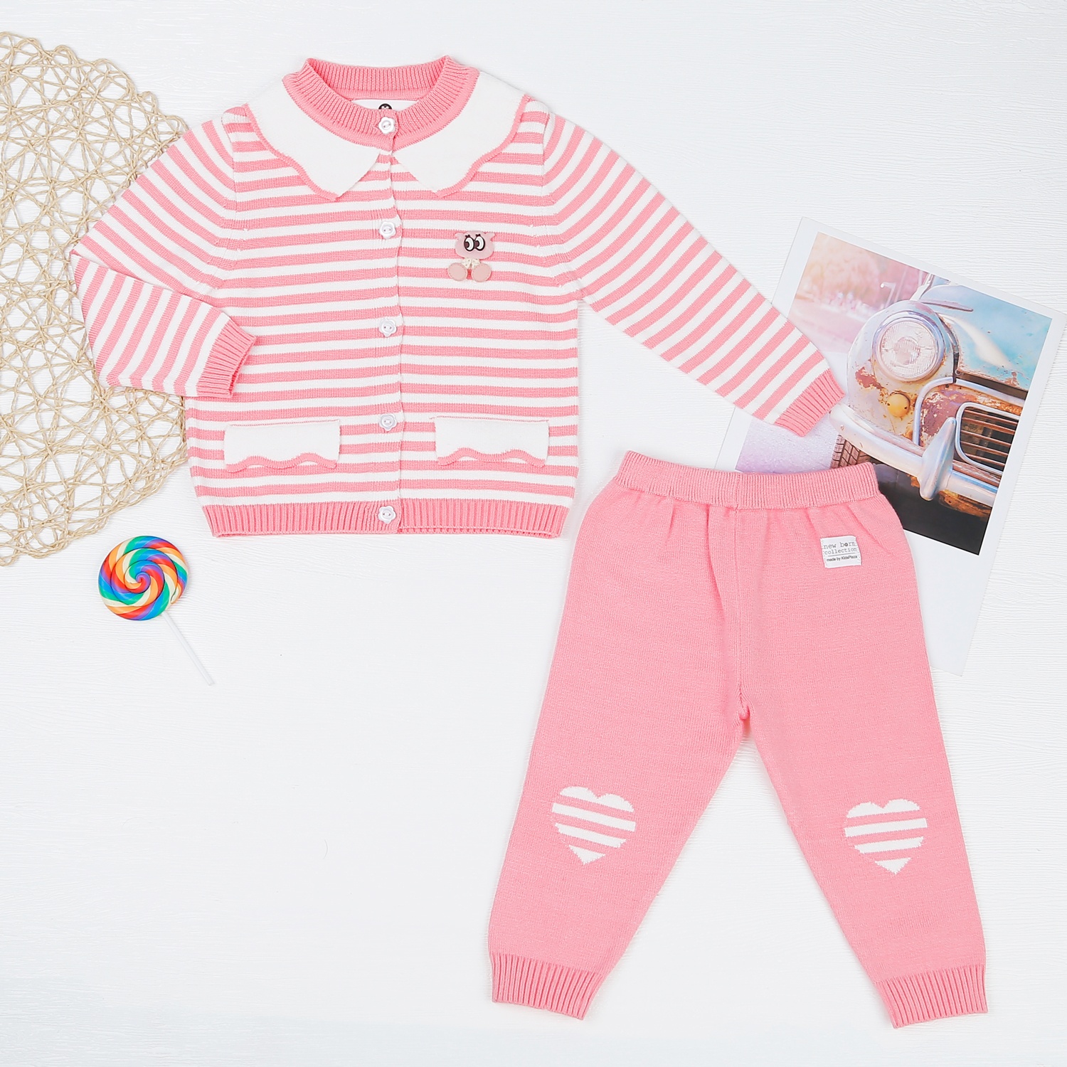 Bộ quần áo len bé gái KidsPlaza kẻ hồng HN22D hình 1