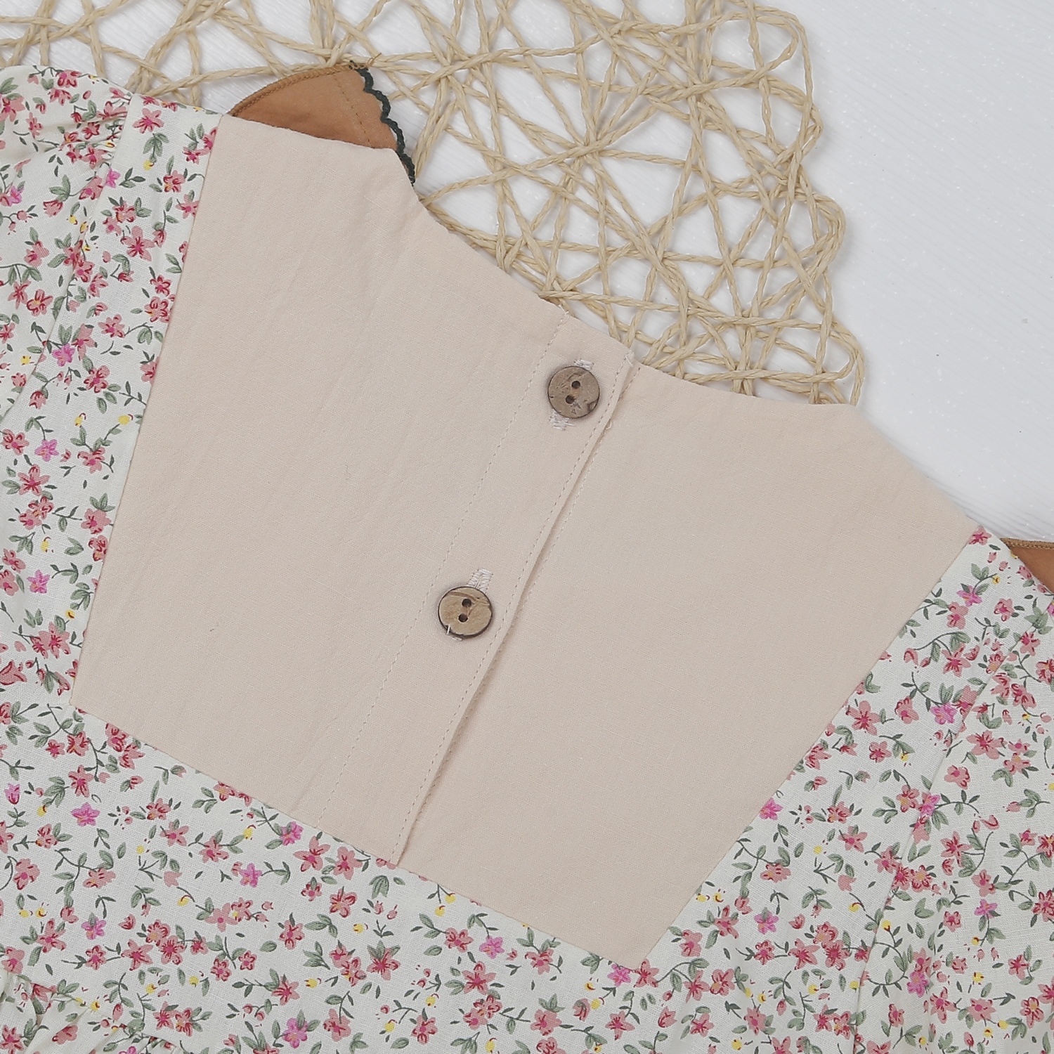 Váy bé gái KidsPlaza cổ vuông bèo hoa nhí M22T hình 4