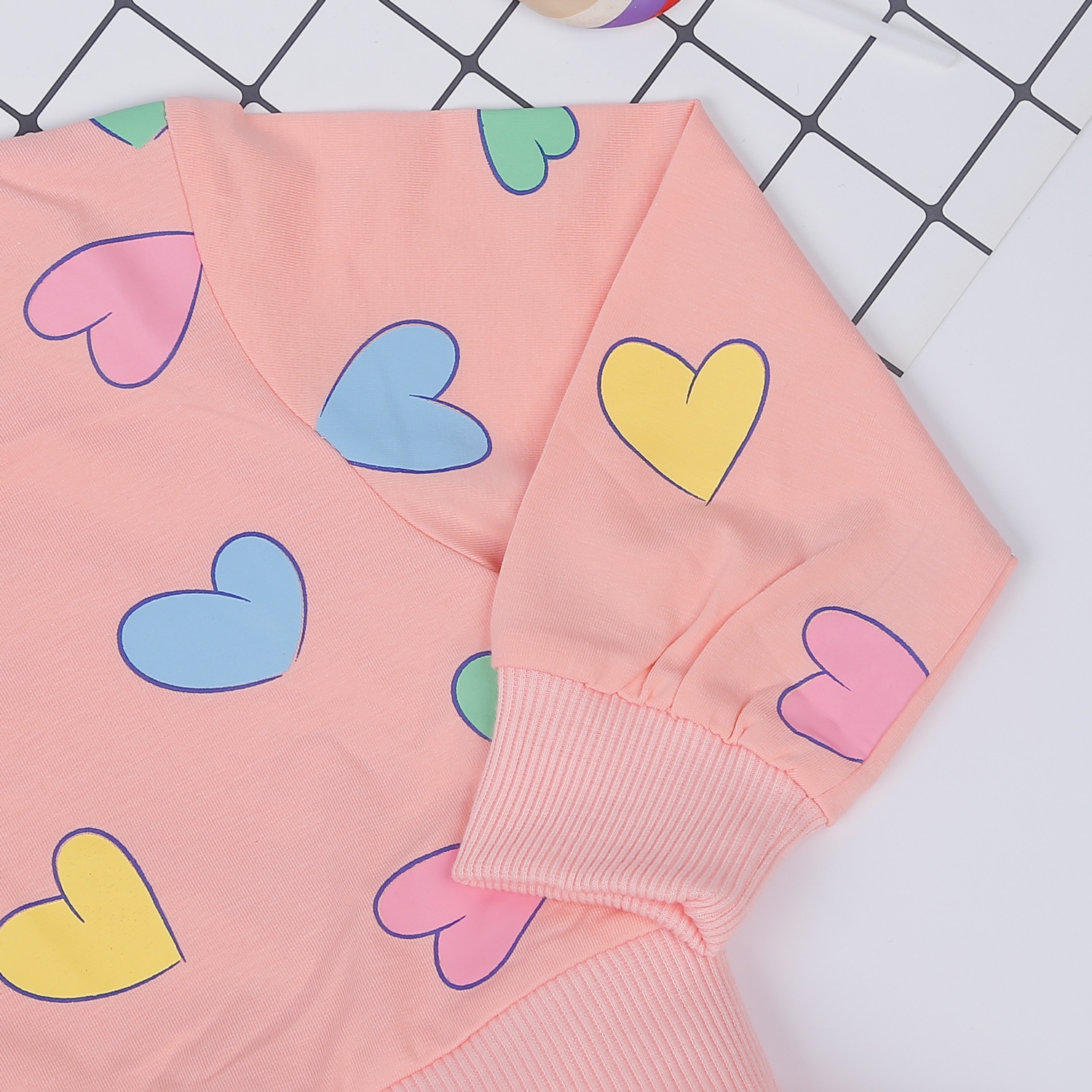 Váy bé gái tutu KidsPlaza in trái tim AT22T (Hồng Đậm) hình 3