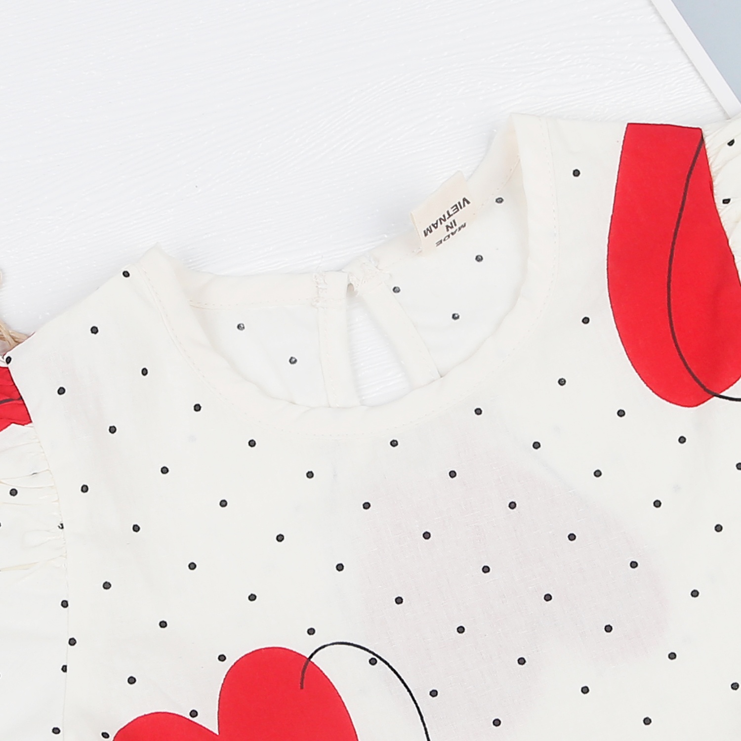 Váy dài bé gái tay bồng in trái tim KidsPlaza M22T (Be) hình 2