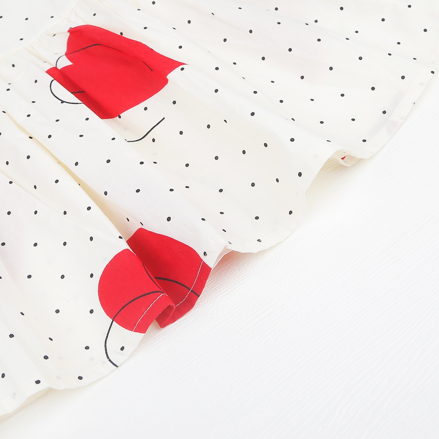 Váy dài bé gái tay bồng in trái tim KidsPlaza M22T (Be) hình 4