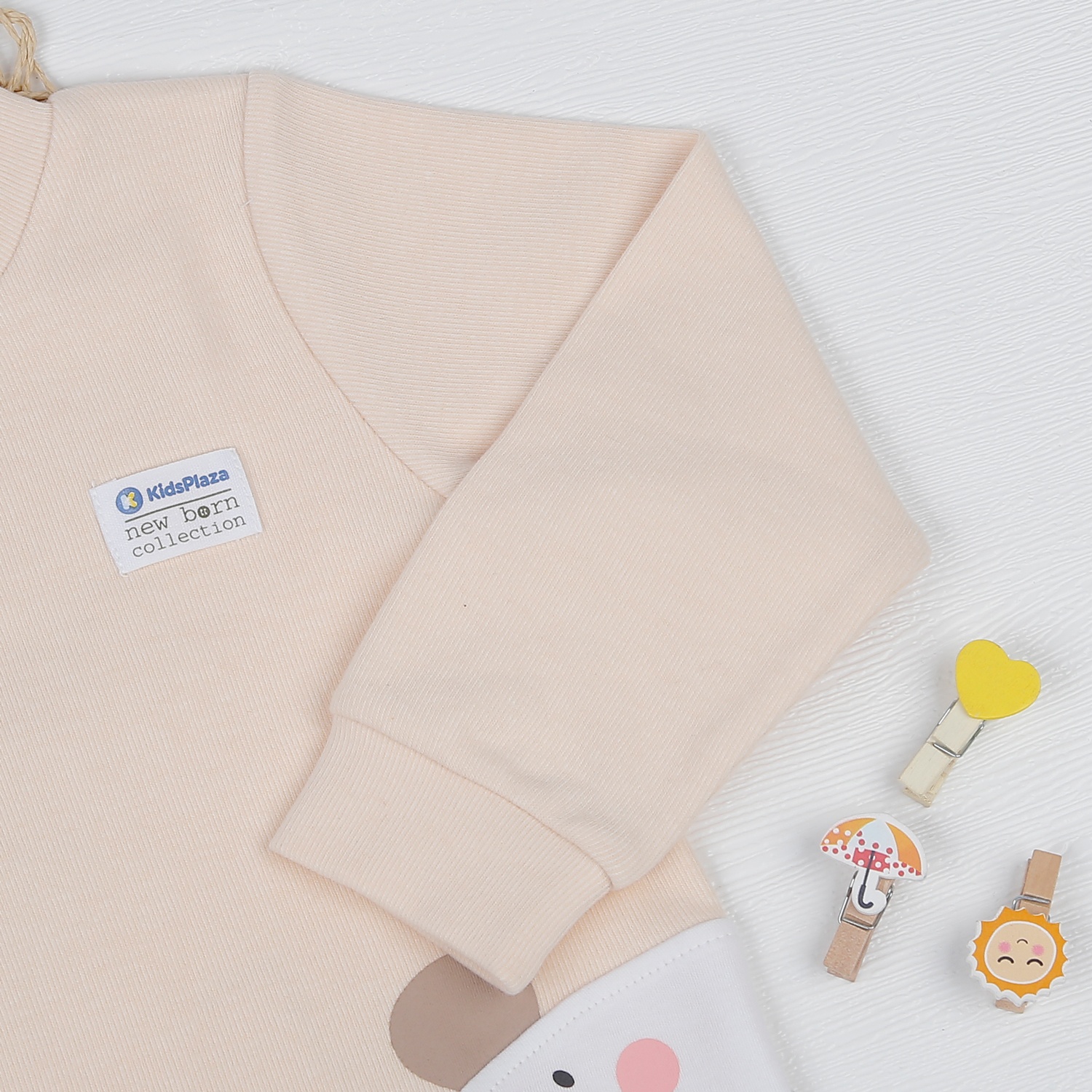 Áo nhung cổ 3 phân KidsPlaza in thú HN22D (Be) hình 3