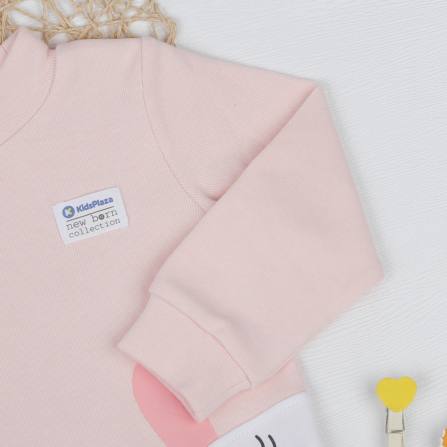 Áo nhung cổ 3 phân KidsPlaza in thú HN22D (Hồng)  hình 3