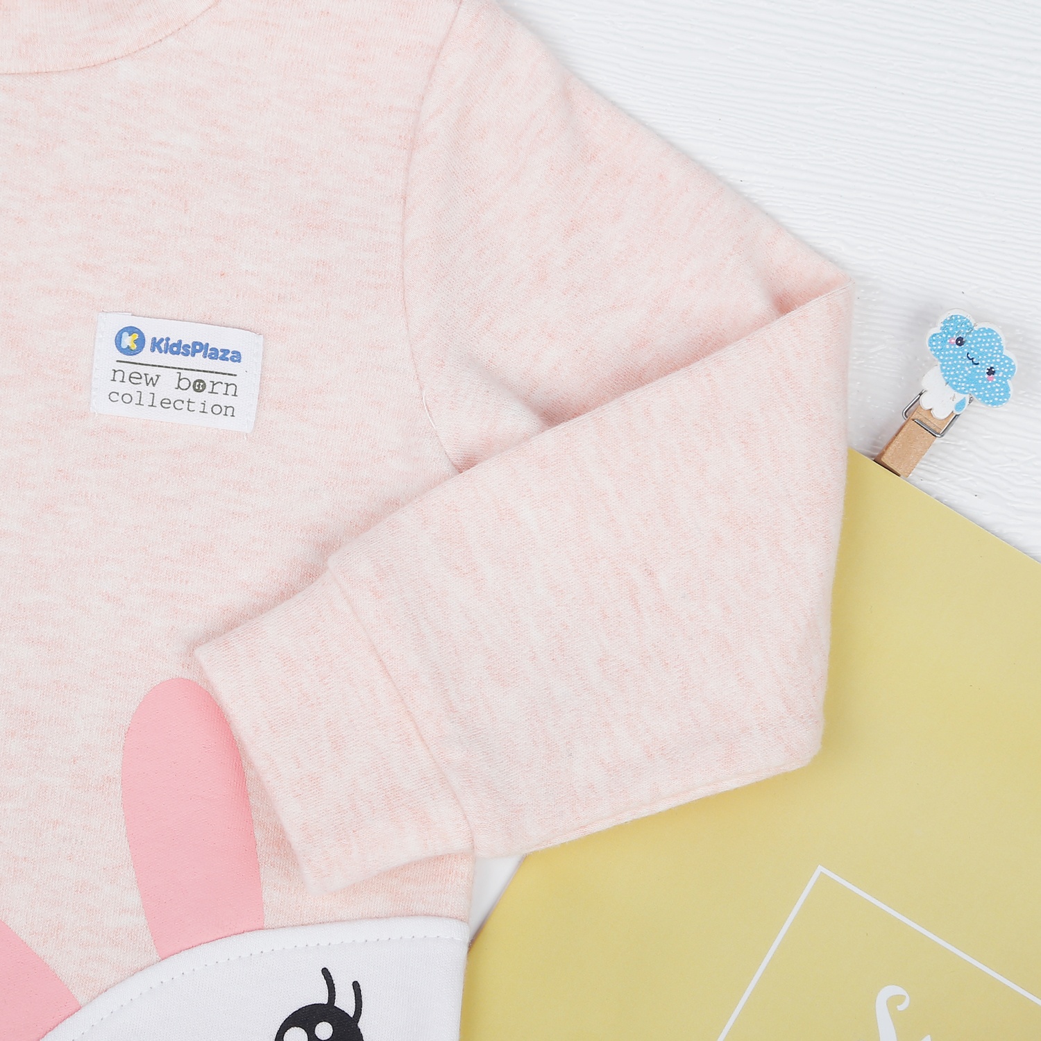 Áo nhung cổ 3 phân KidsPlaza in thú HN22D (Hồng cam) hình 3