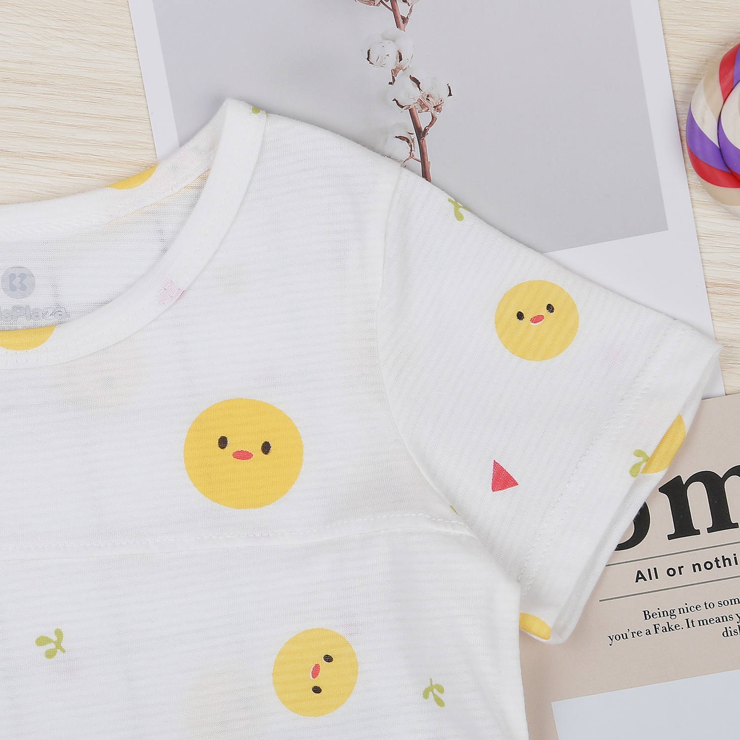 Bộ bé gái cộc tay KidsPlaza kẻ phối in hình gà con M22H hình 4