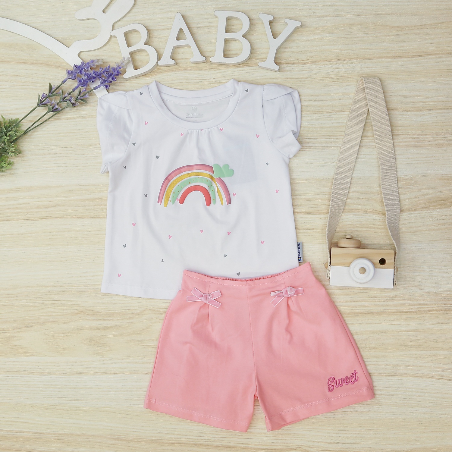 Bộ cộc bé gái in cầu vồng KidsPlaza TT22H Trắng hình 2