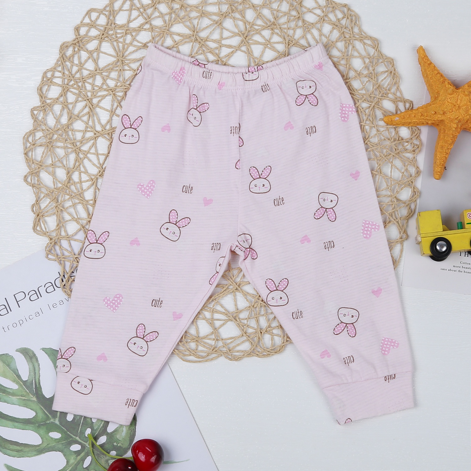 Bộ quần áo dài tay bé gái kẻ phối thỏ hồng KidsPlaza MT21 hình 6