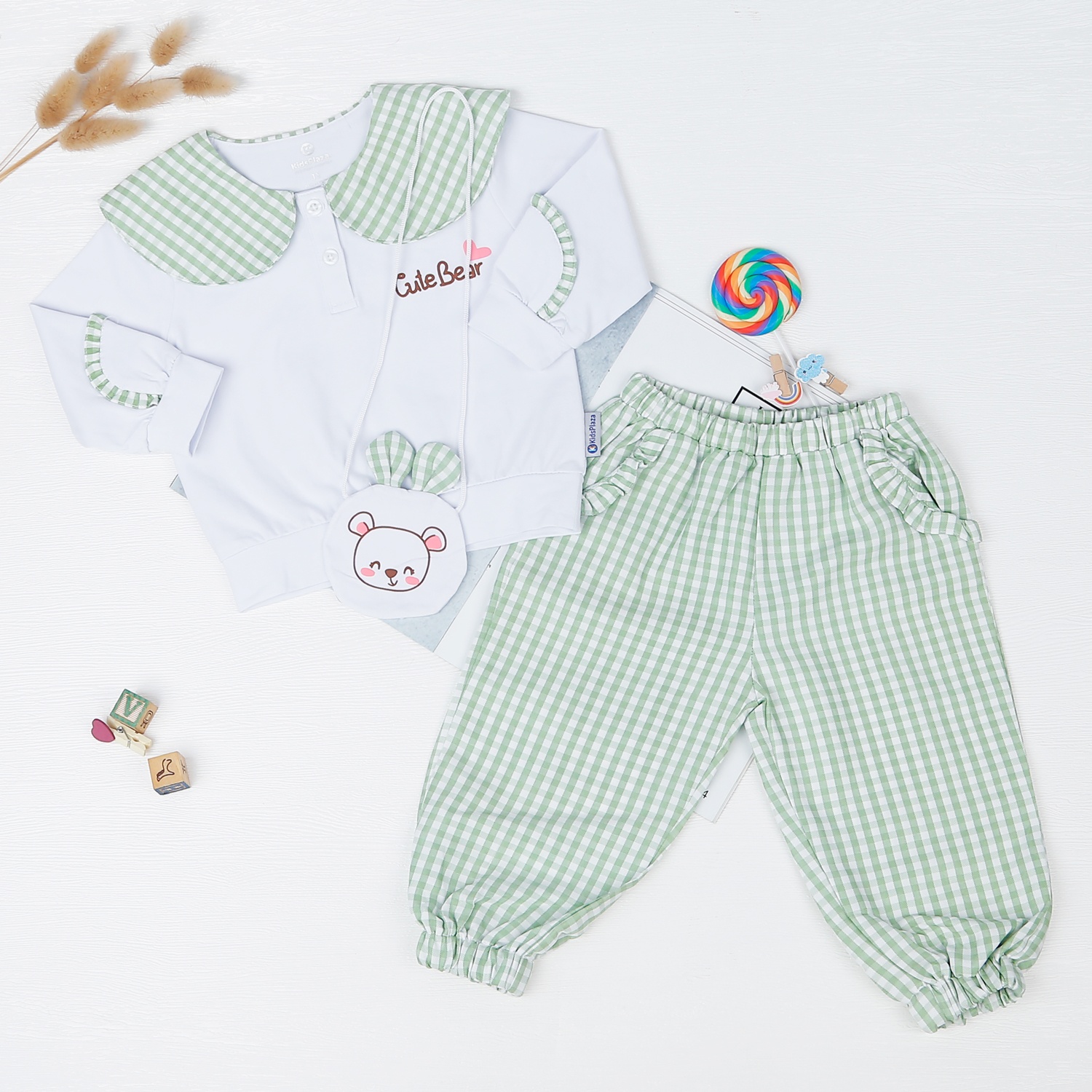 Bộ dài tay bé gái KidsPlaza in Cutebear TT22T (Trắng xanh)
