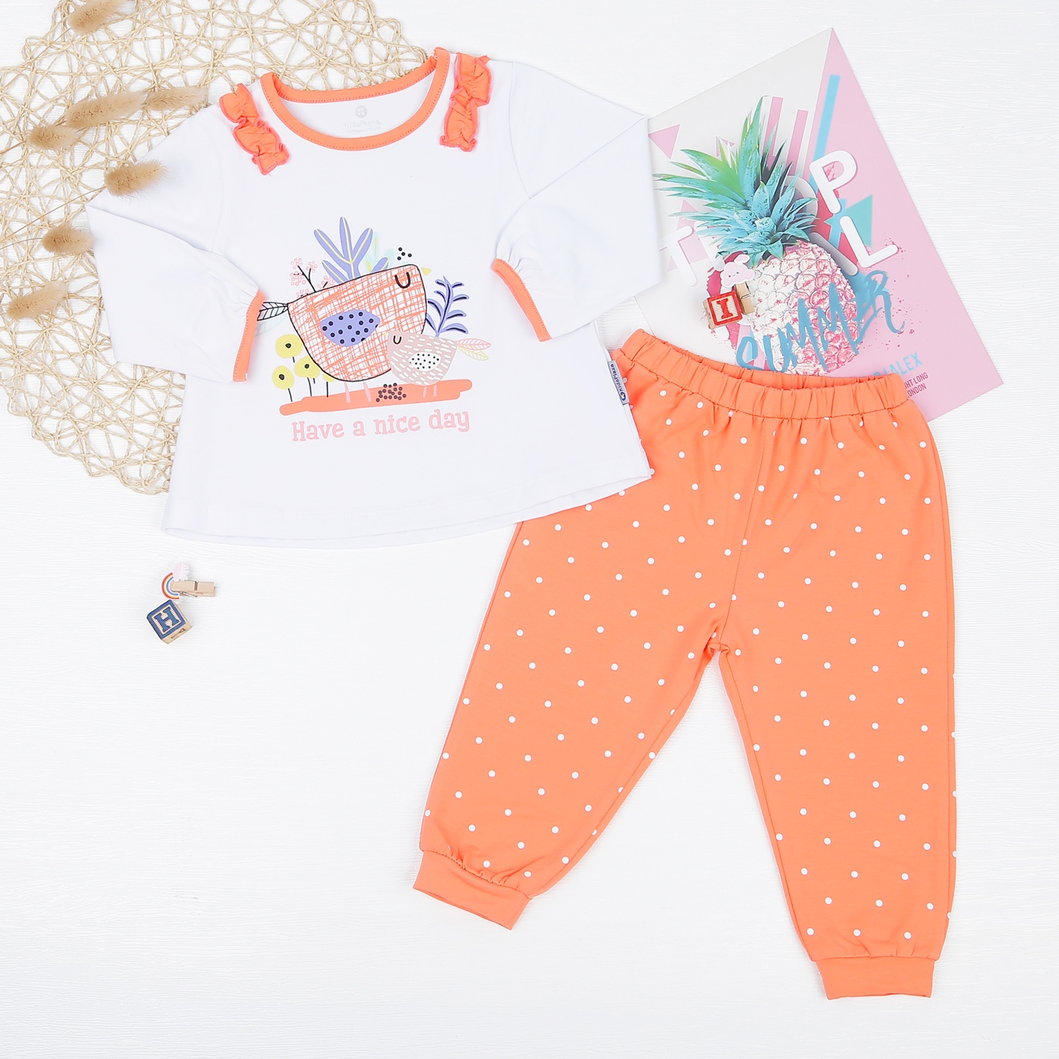 Bộ quần áo bé gái dài tay KidsPlaza in gà con trắng TT22T hình 1