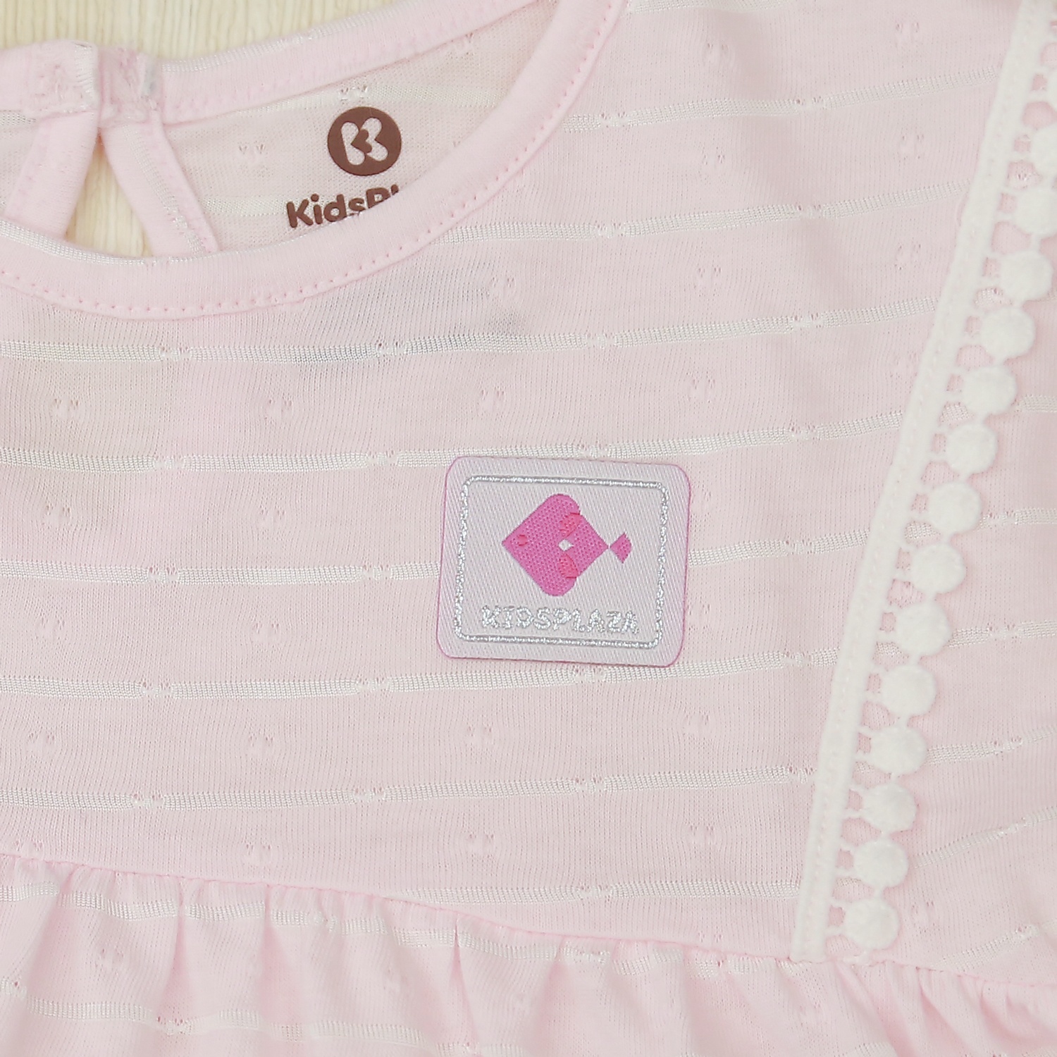 Bộ quần áo bé gái kèm tuban Kids Plaza HN21H (Hồng) hình 4