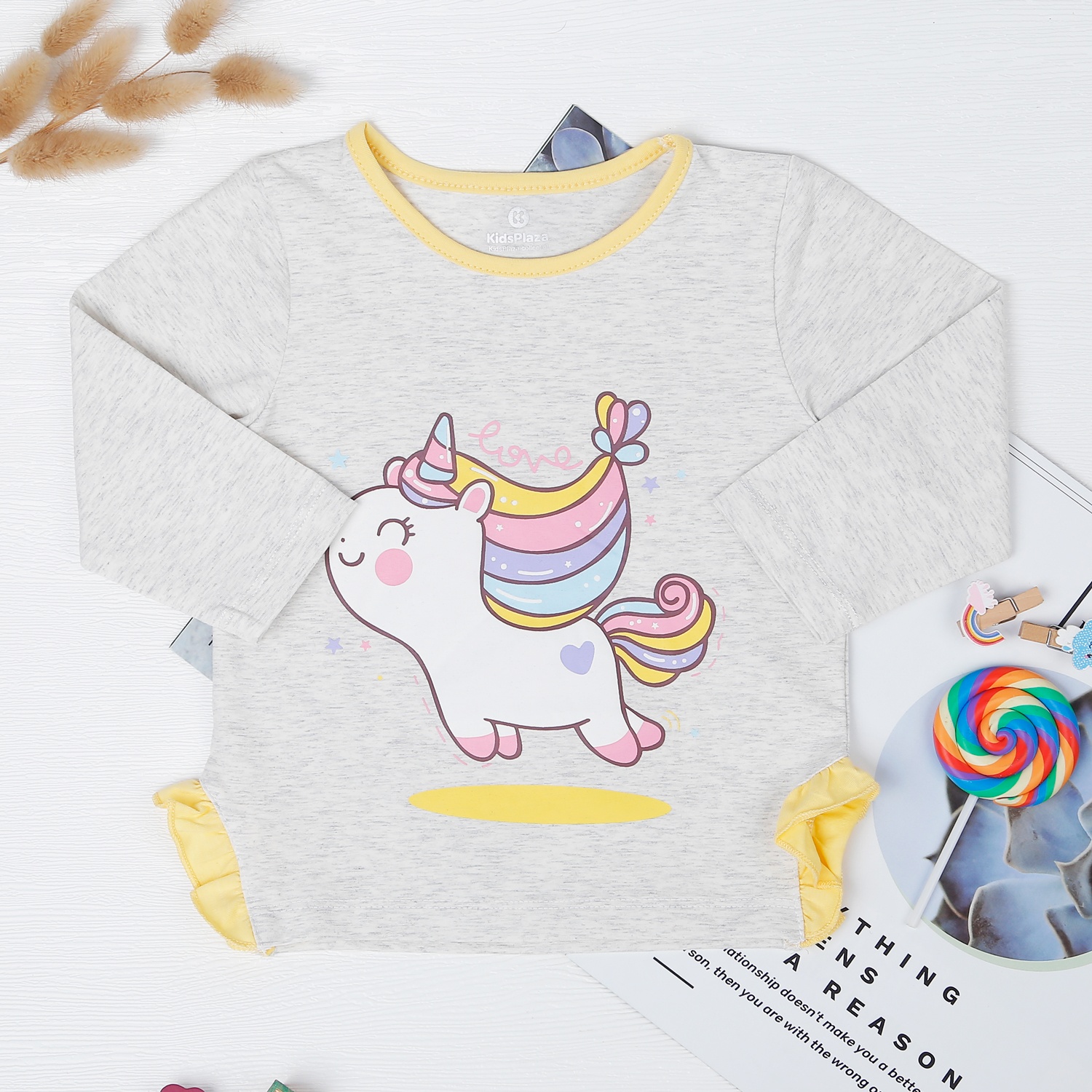 Bộ quần áo bé gái KidsPlaza in hình Kỳ Lân ND22T (Tiêu vàng) hình 2