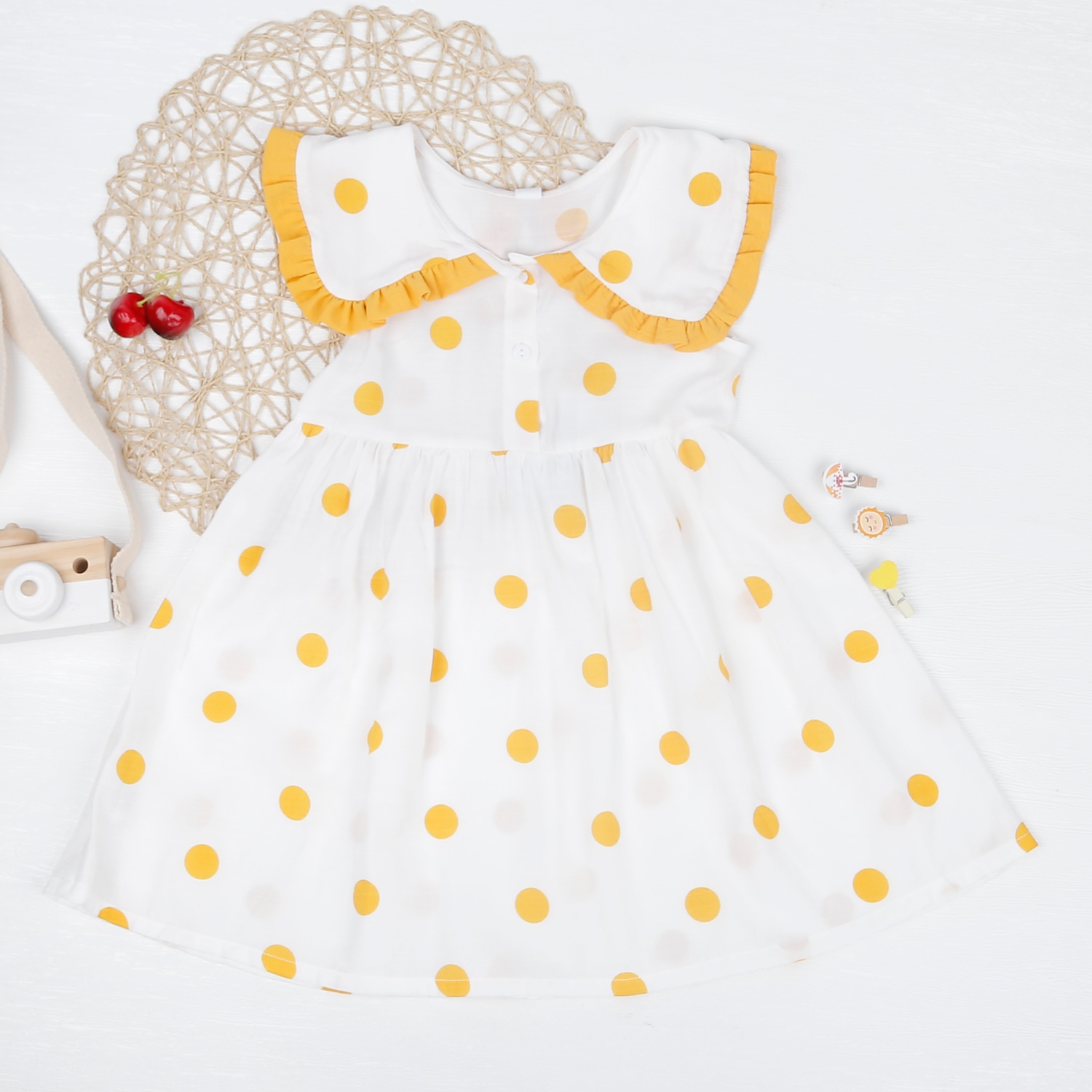Váy chấm bi KidsPlaza AT22H (Trắng Vàng)  hình 1