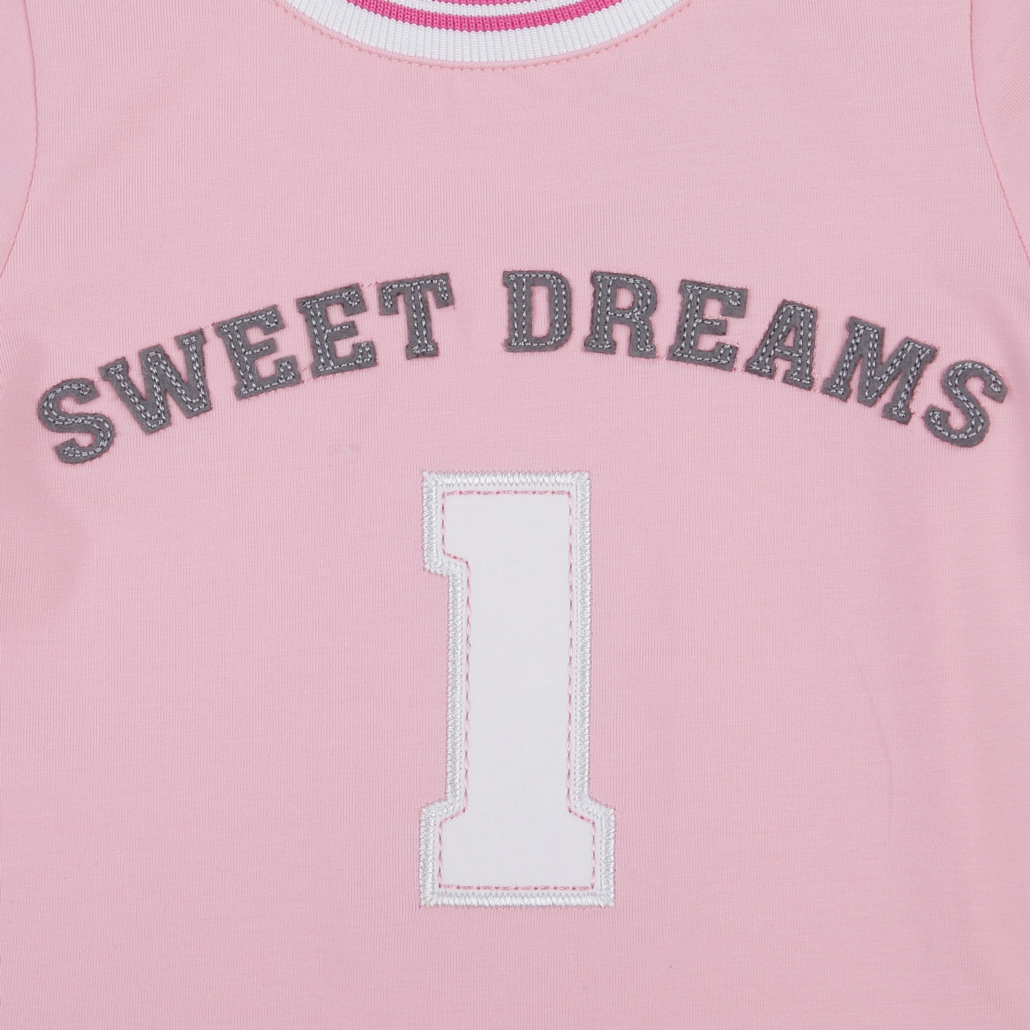 Váy cộc tay bé gái thêu họa tiết số 1 KidsPlaza (Hồng)  hình 3