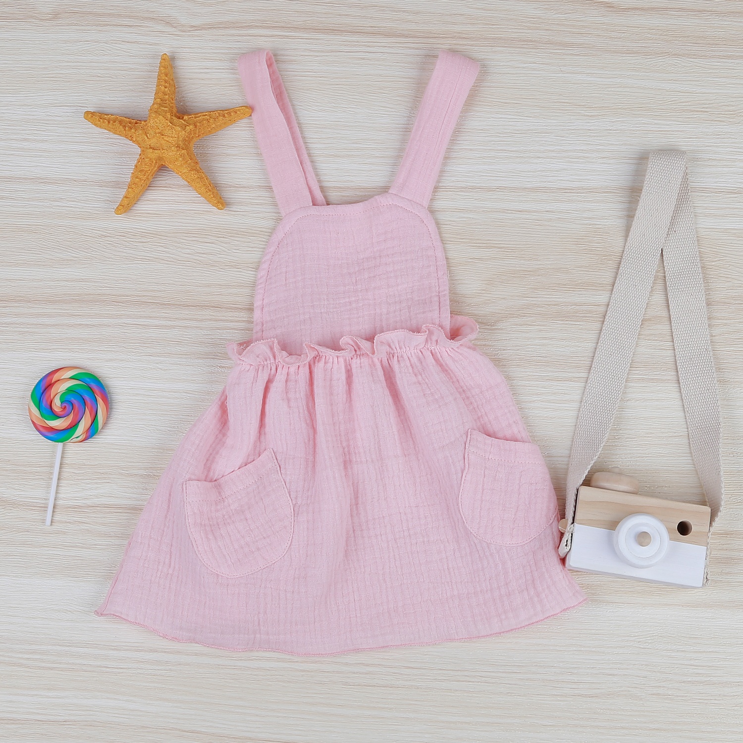 Váy yếm bé gái KidsPlaza M21H (Trắng Hồng) hình 4